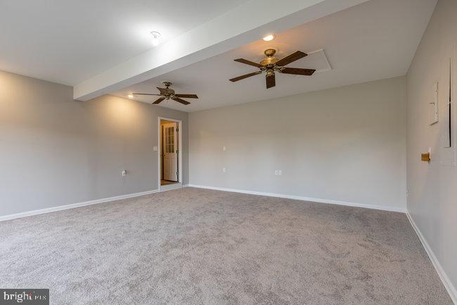 MAUGANS MEADOWS - Residential