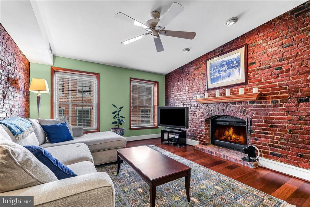 Photo of 102 - 22 Church Street #402, PHILADELPHIA, PA 19106 (MLS # PAPH2563400)