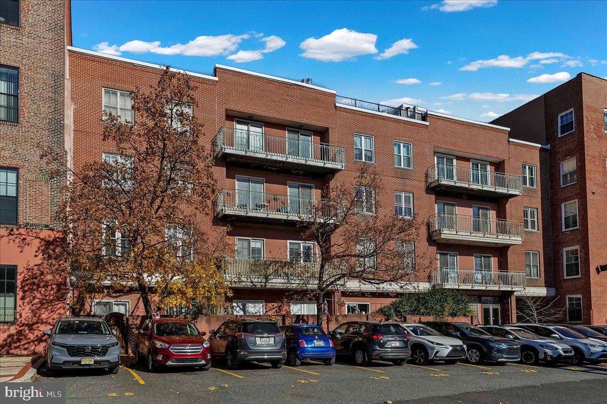 OLD CITY - Residential