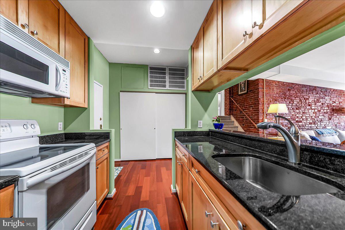 OLD CITY - Residential