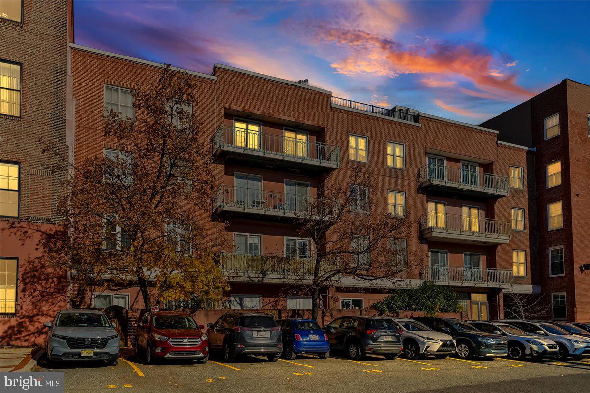 OLD CITY - Residential