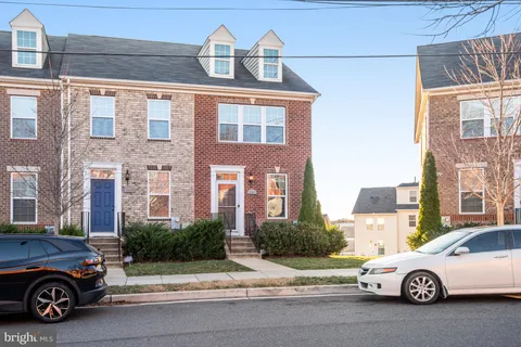 MLS: DCDC2171158