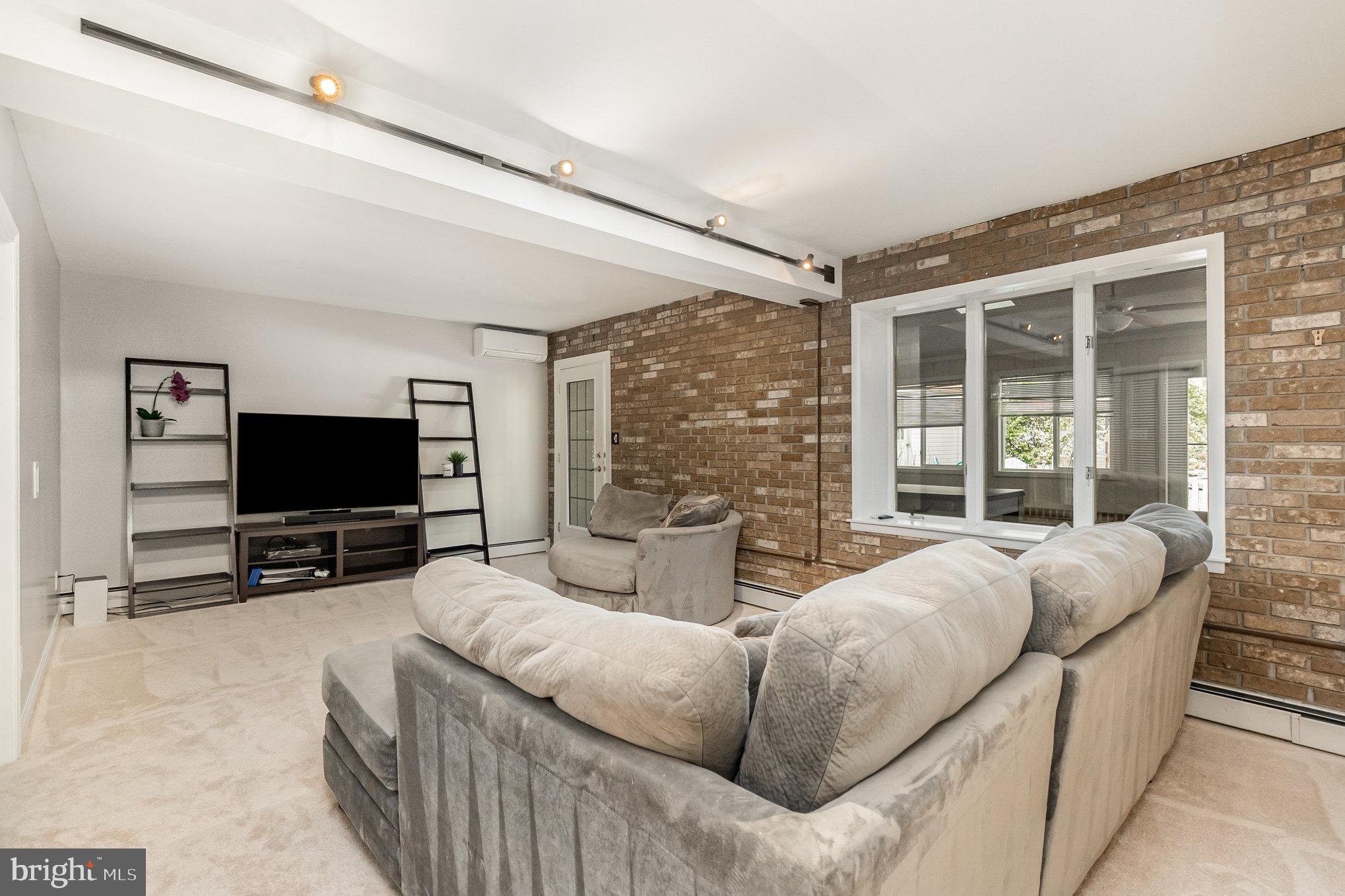 NOTTINGHAM - Residential