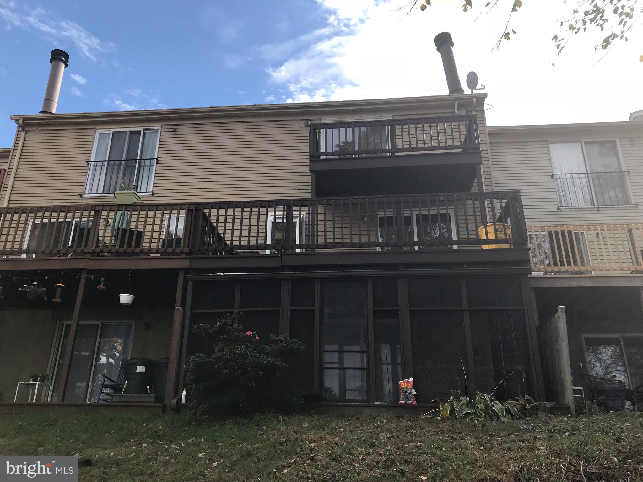 ELIZABETHS LANDING - Residential Lease