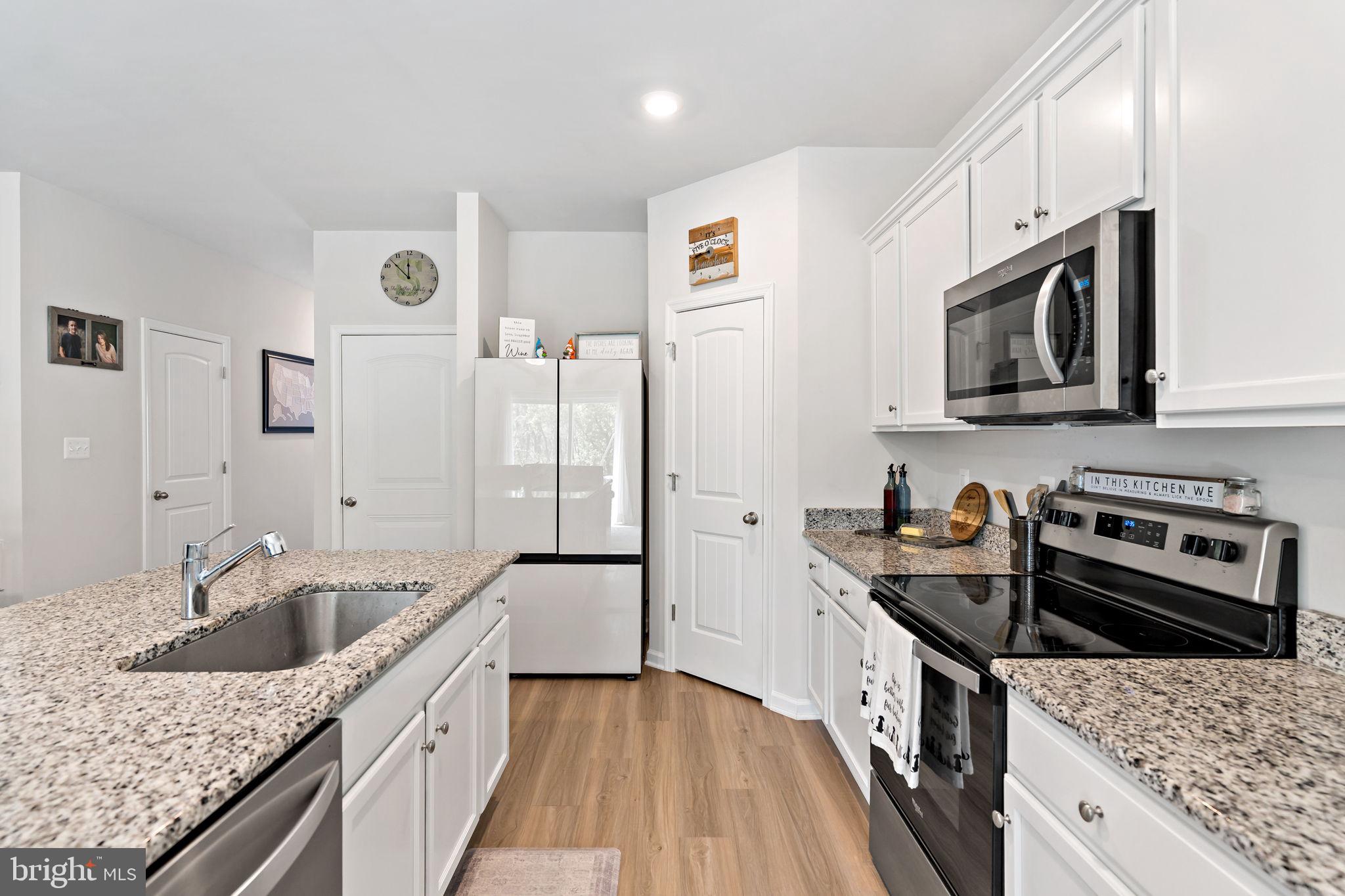 HOMEPLACE AT RIVERSIDE - Residential