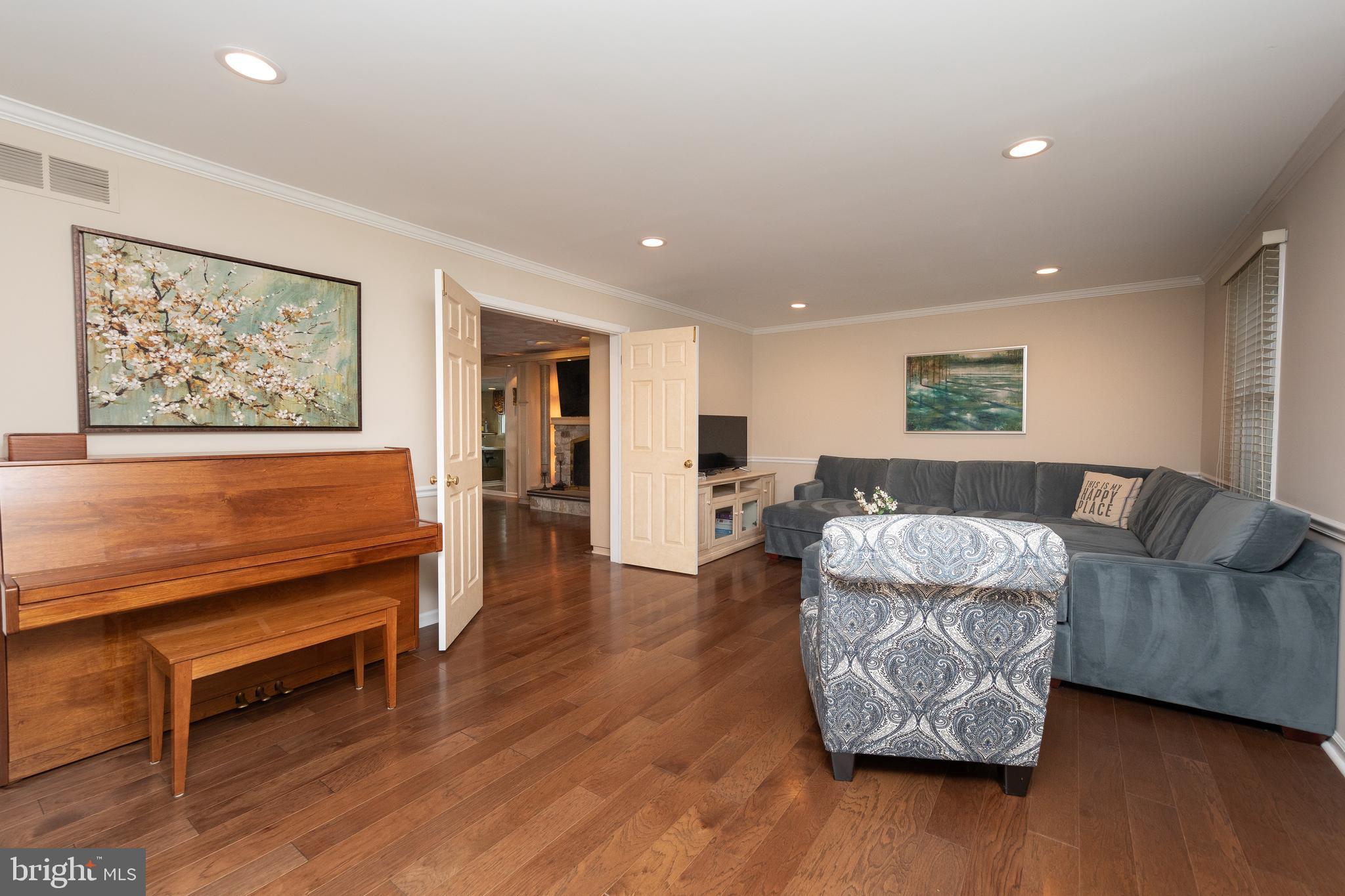 DUBLIN HUNT II - Residential