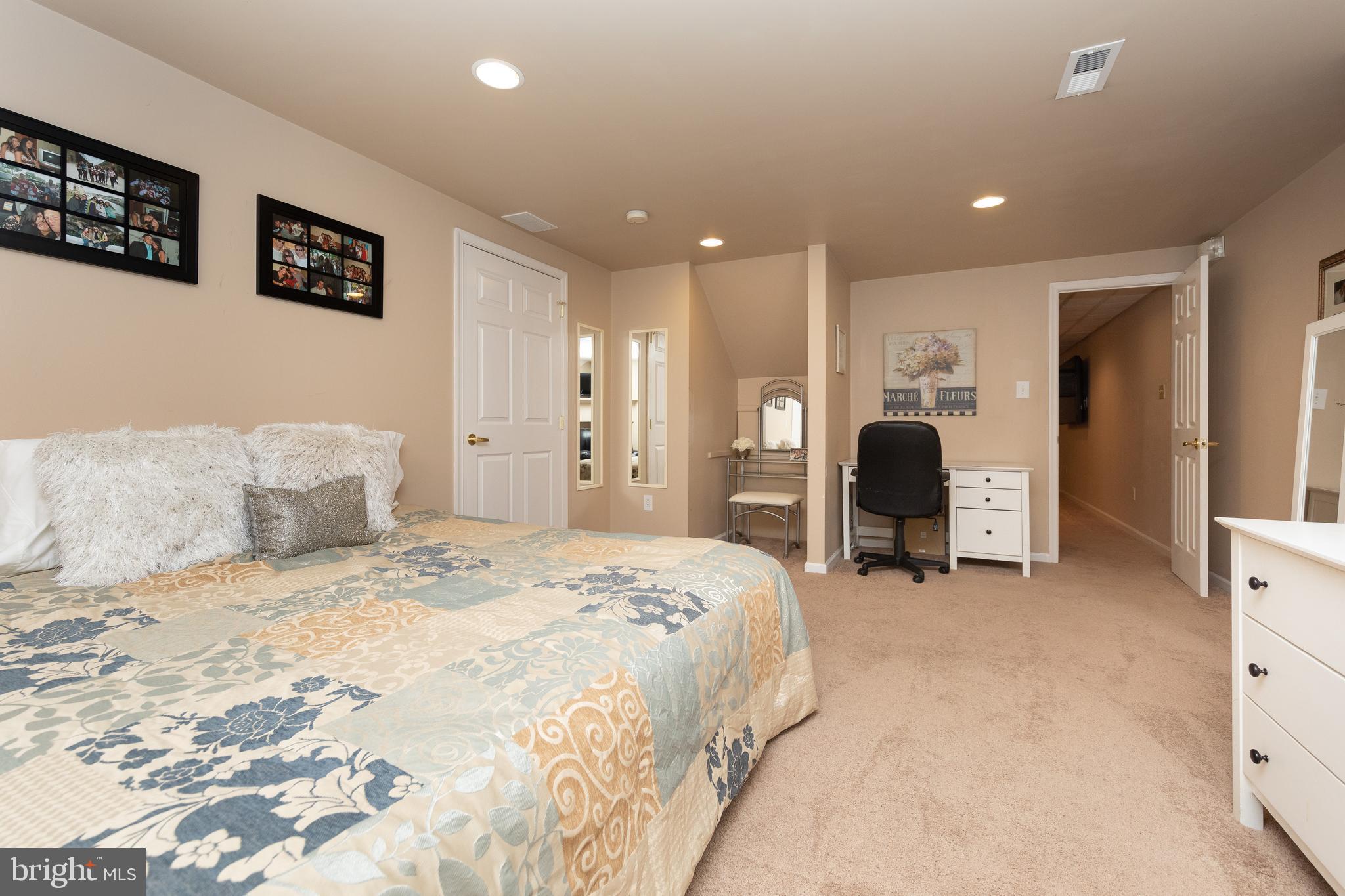 DUBLIN HUNT II - Residential