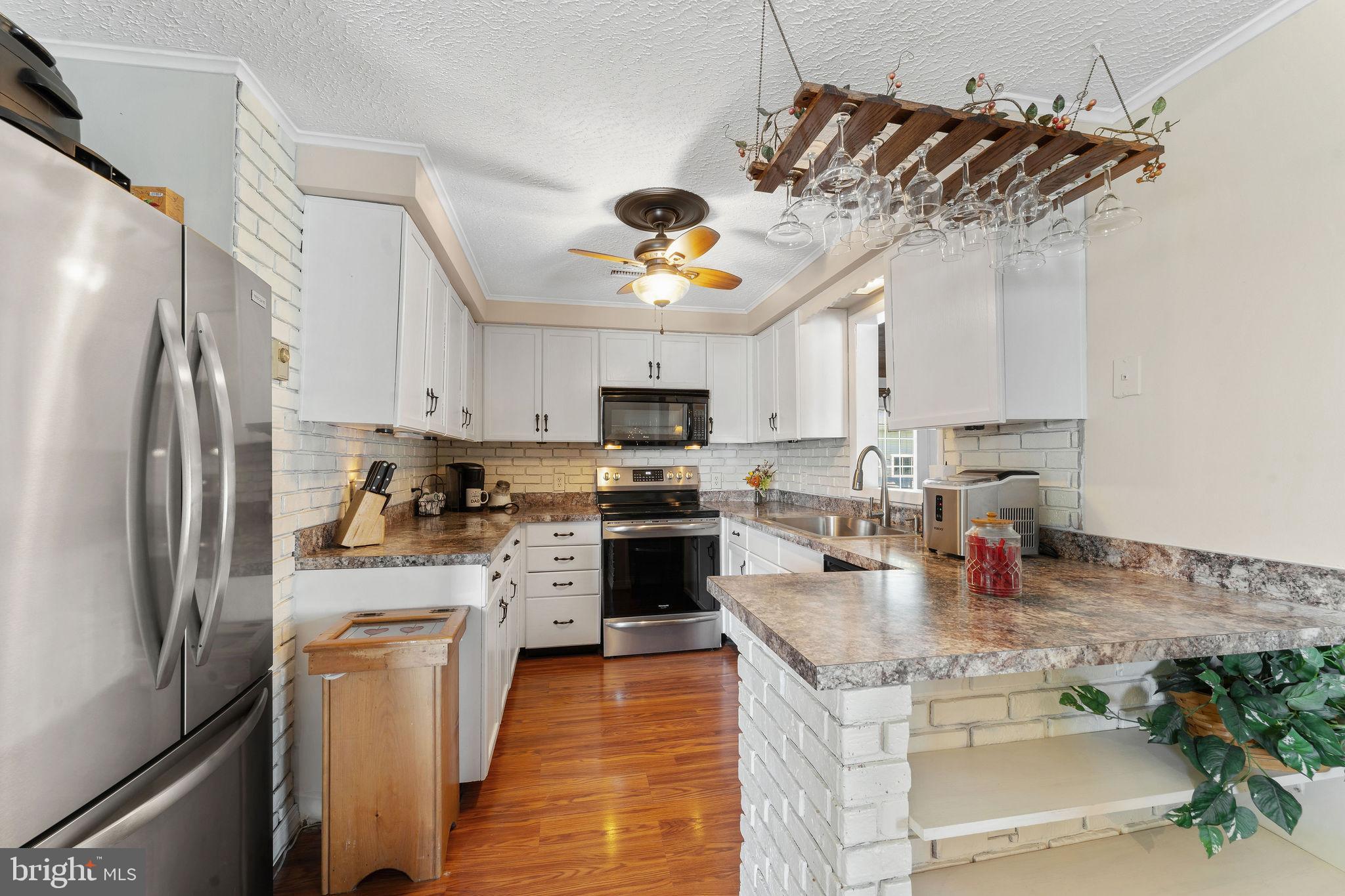 KENT POINT FARM - Residential