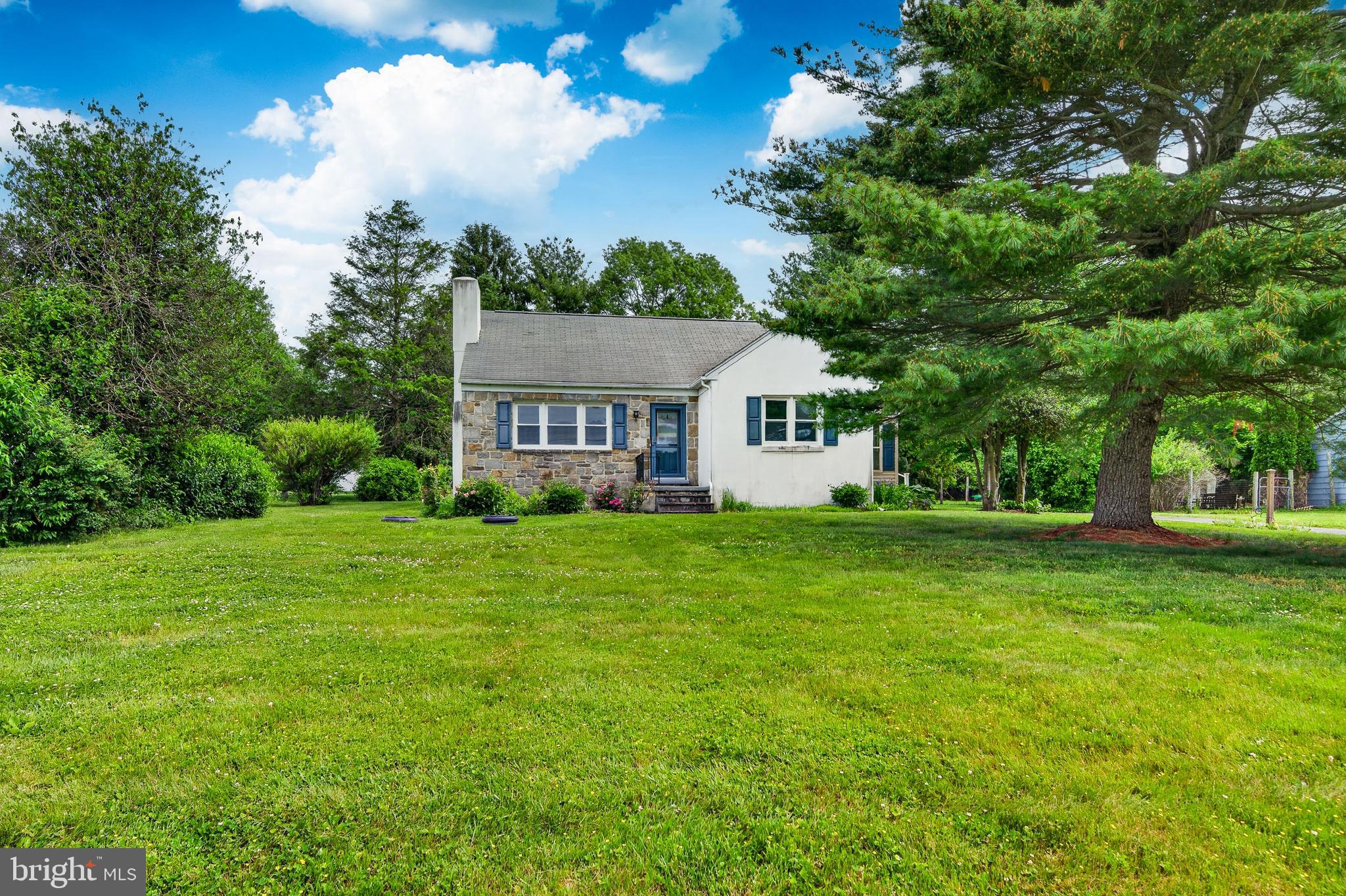 3025 STRASBURG ROAD
