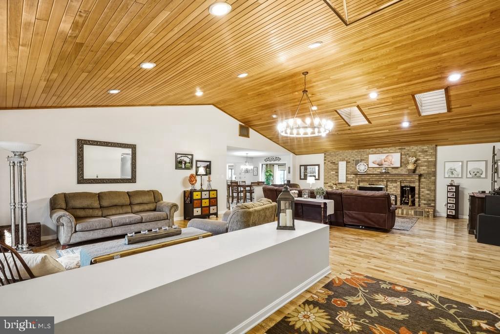 10555 PRINCE CHARLES DRIVE