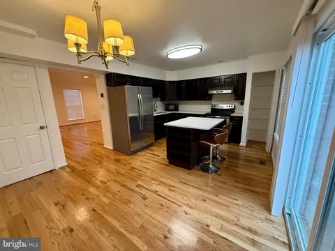 MLS: MDBA2151186