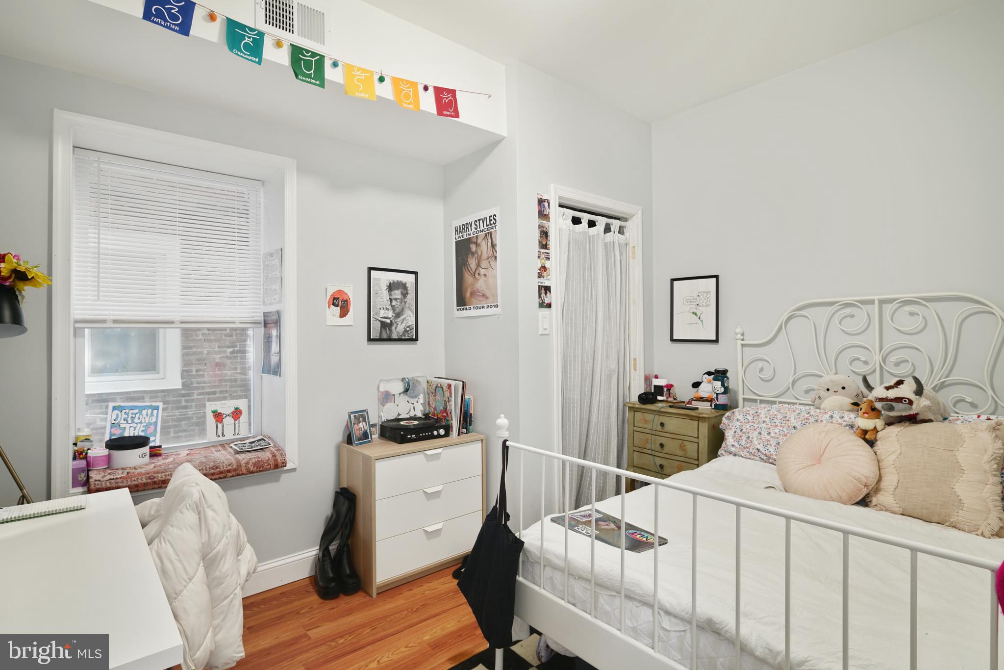 TEMPLE UNIVERSITY - Residential Lease