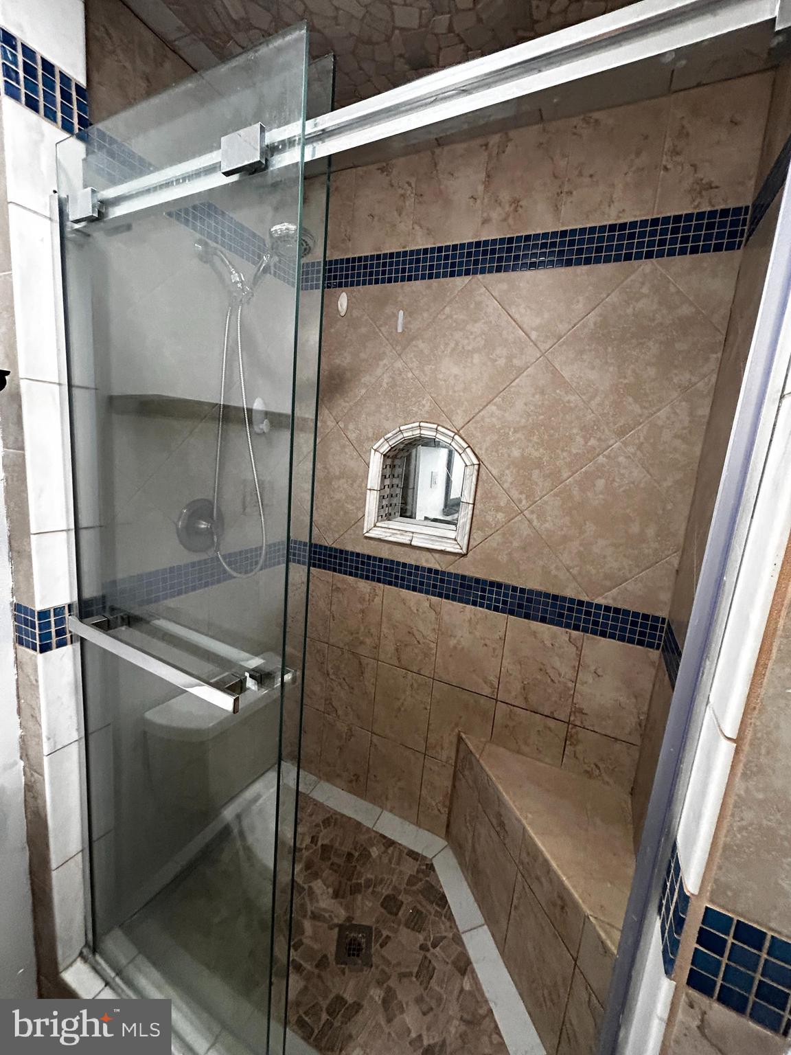 WINCHESTER CITY - Residential