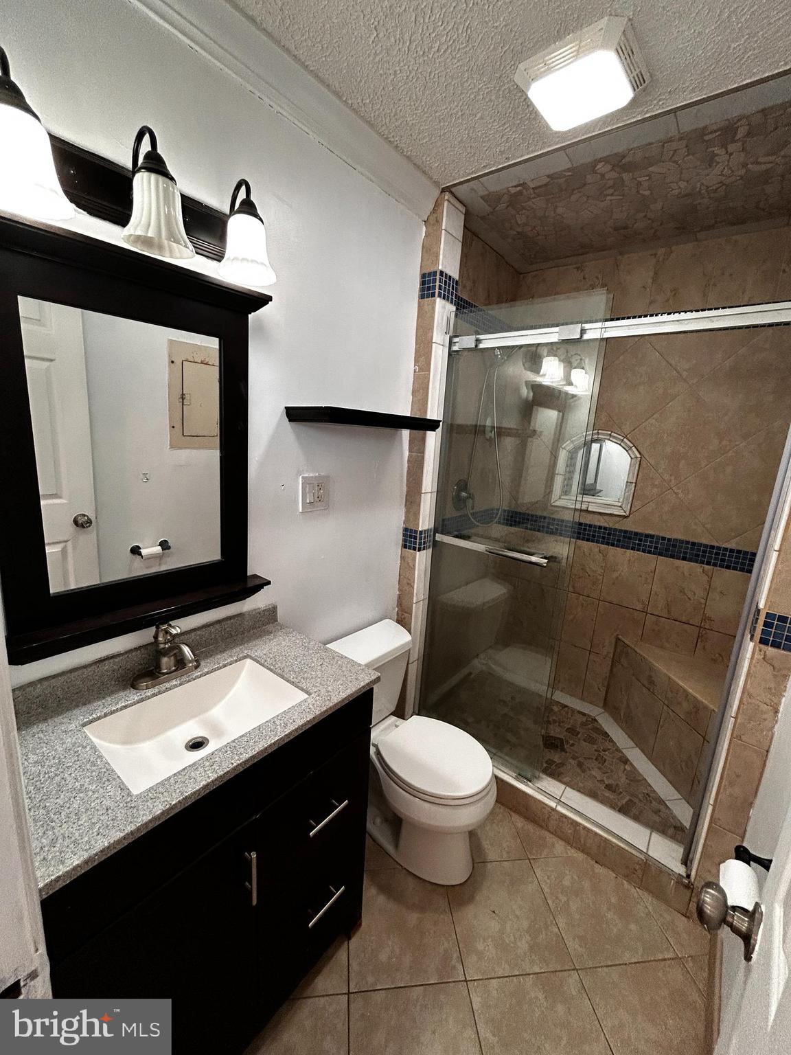 WINCHESTER CITY - Residential