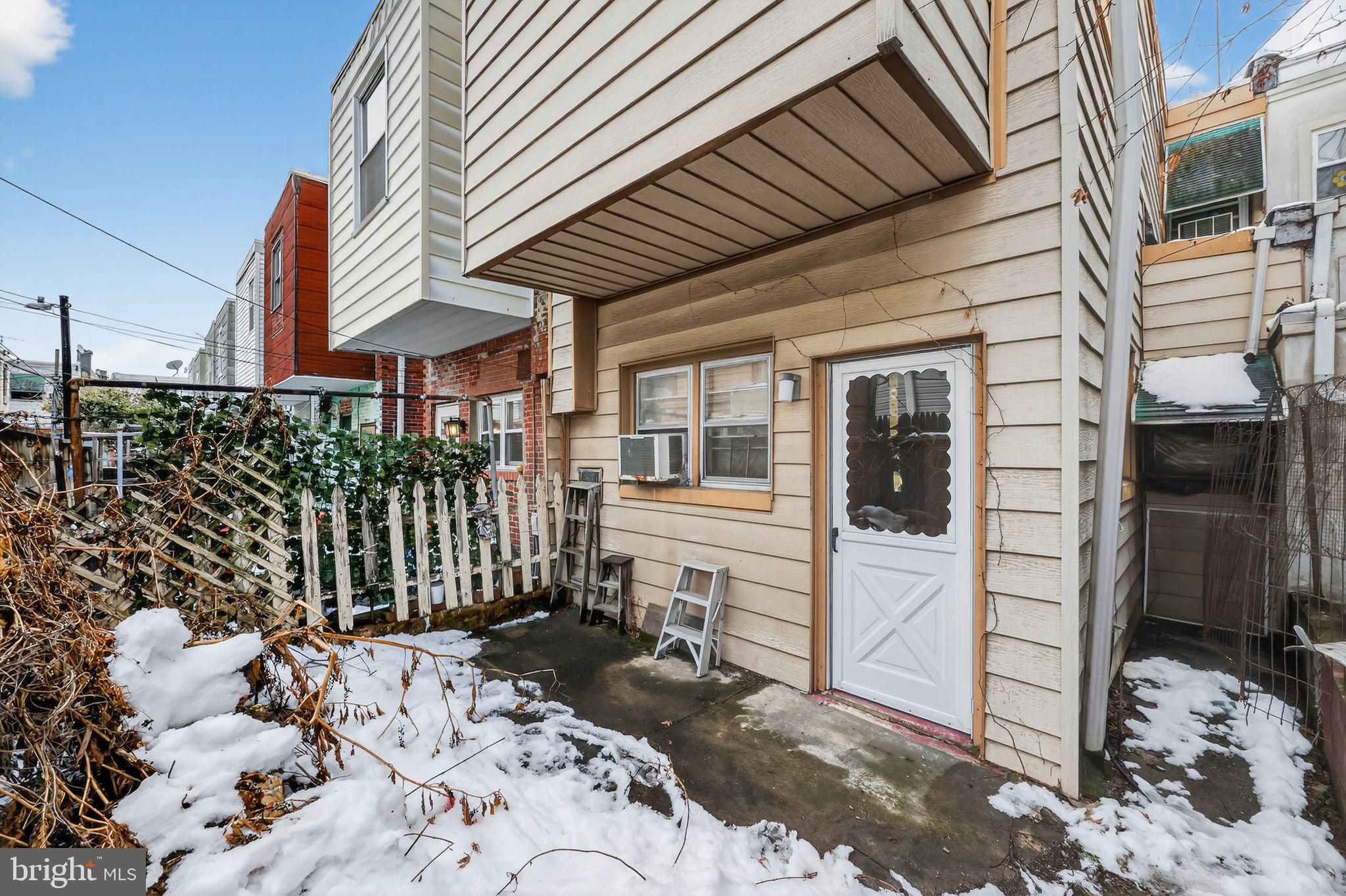 LOWER MOYAMENSING - Residential