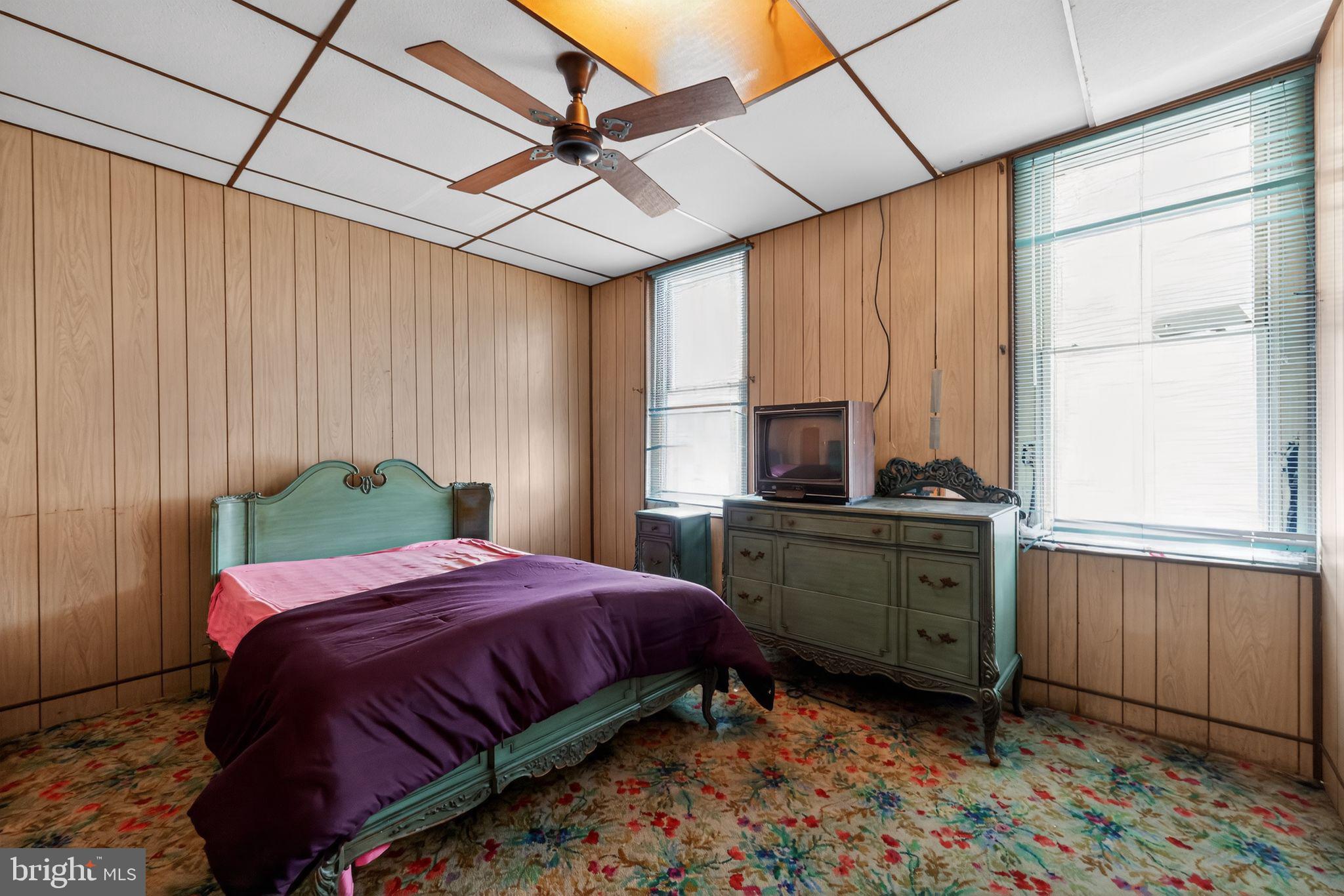 LOWER MOYAMENSING - Residential