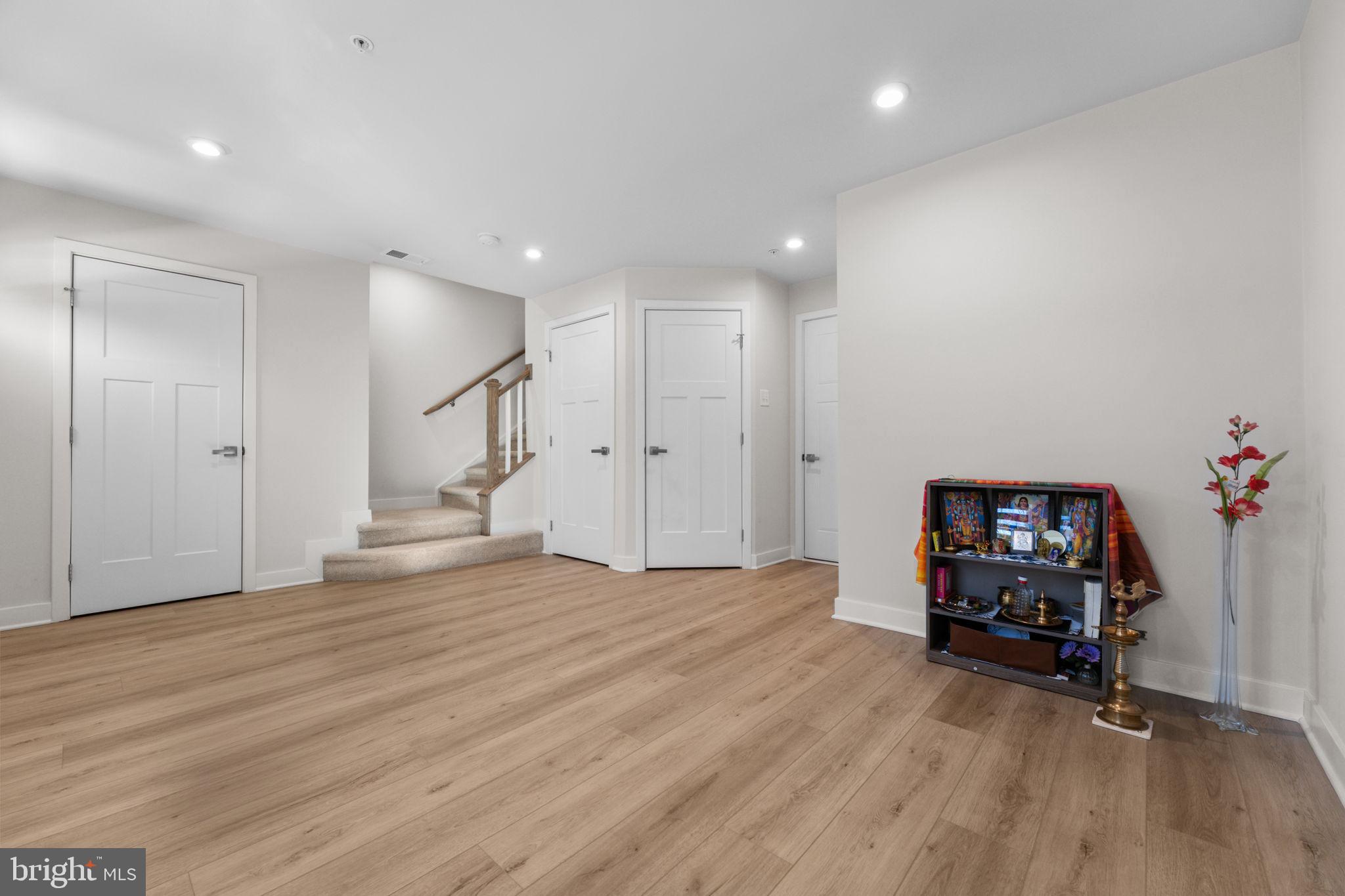 EXTON WALK TOWNS - Residential