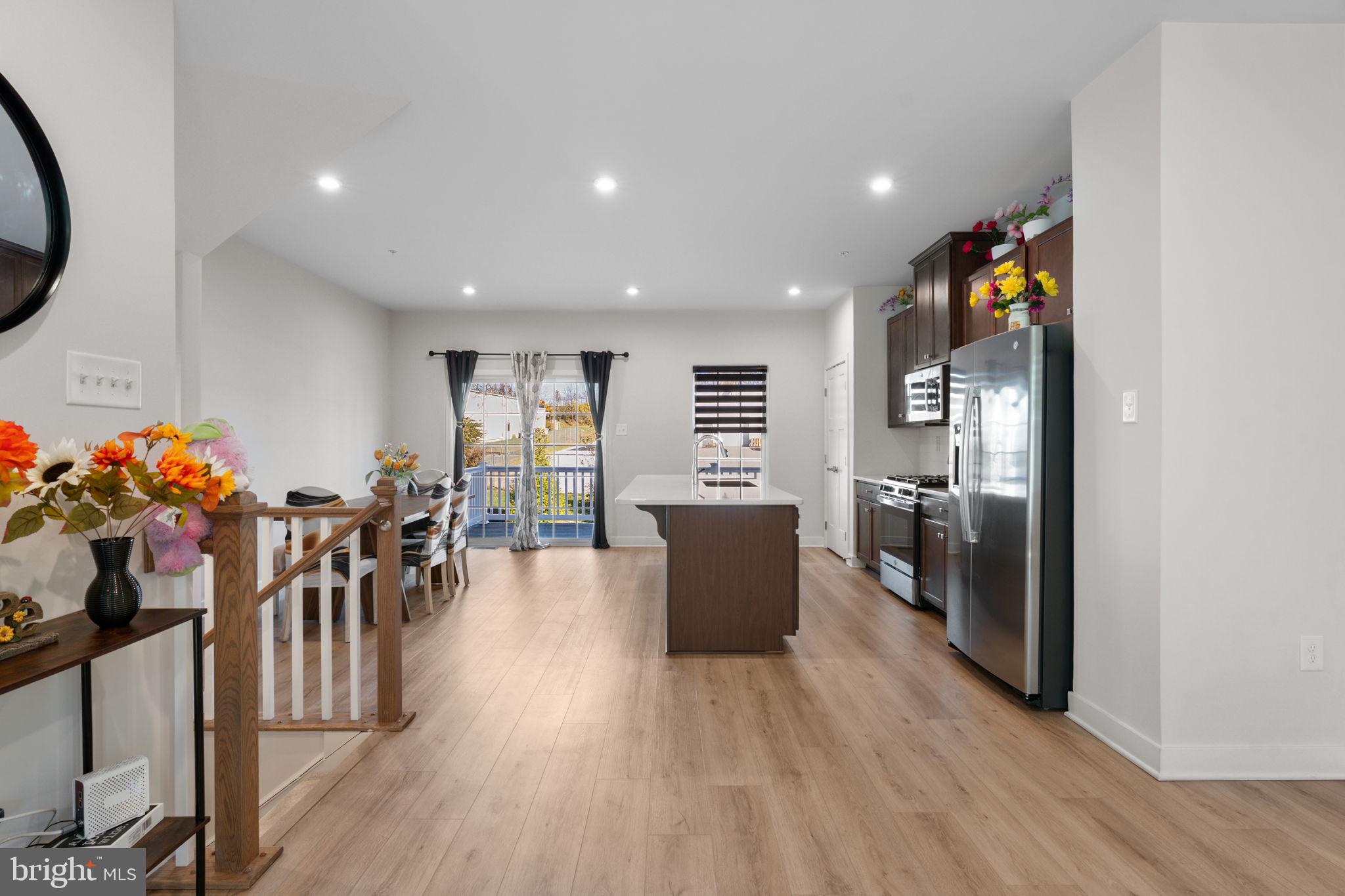 EXTON WALK TOWNS - Residential