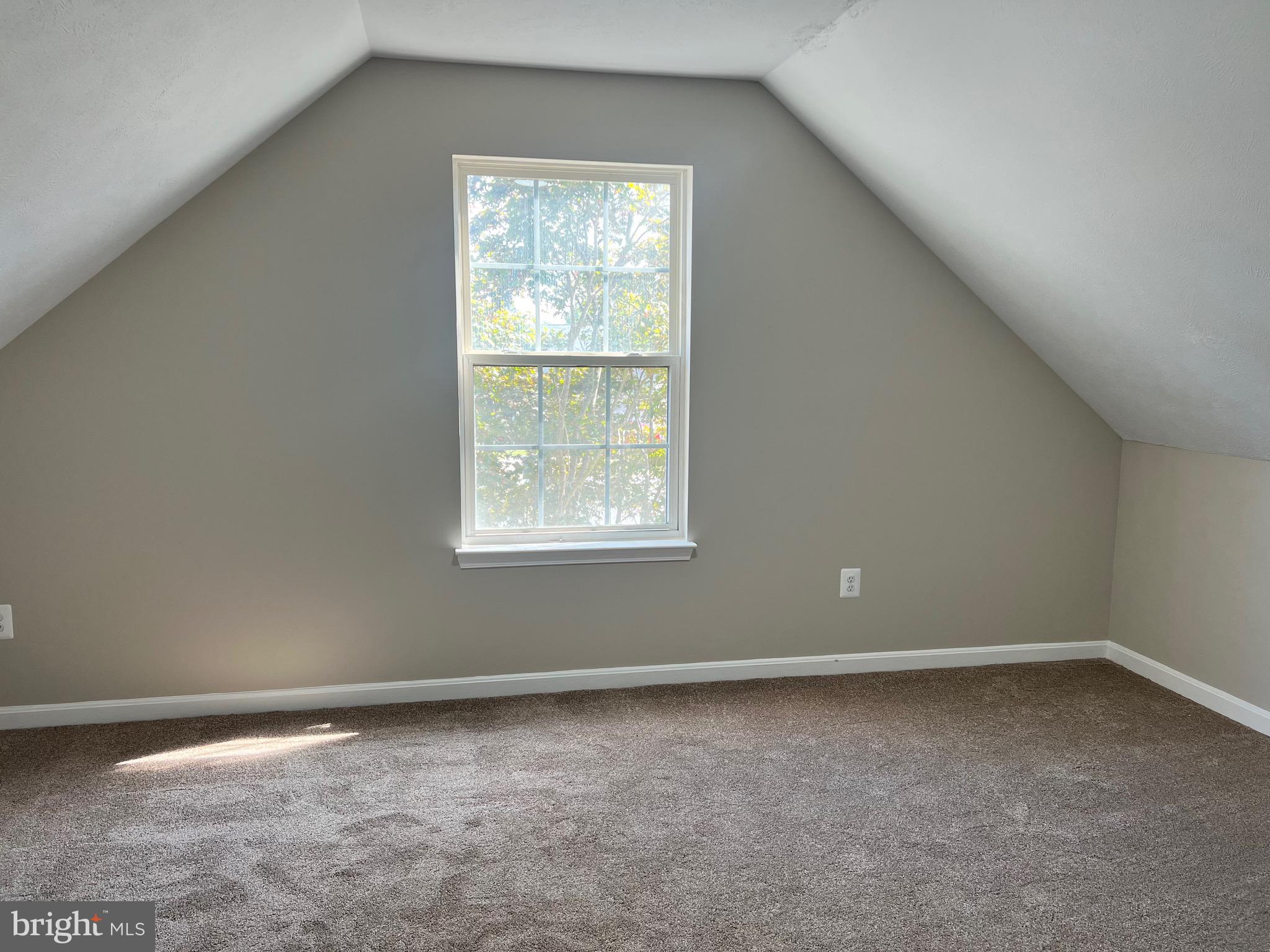 LAUREL GLEN - Residential Lease