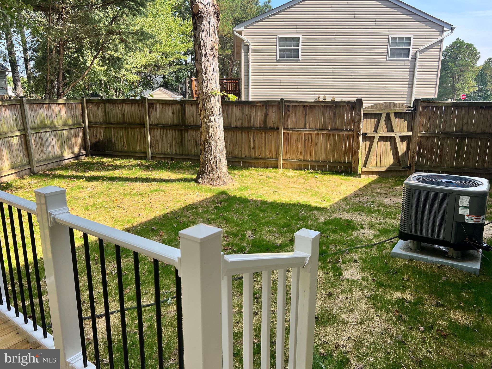 LAUREL GLEN - Residential Lease