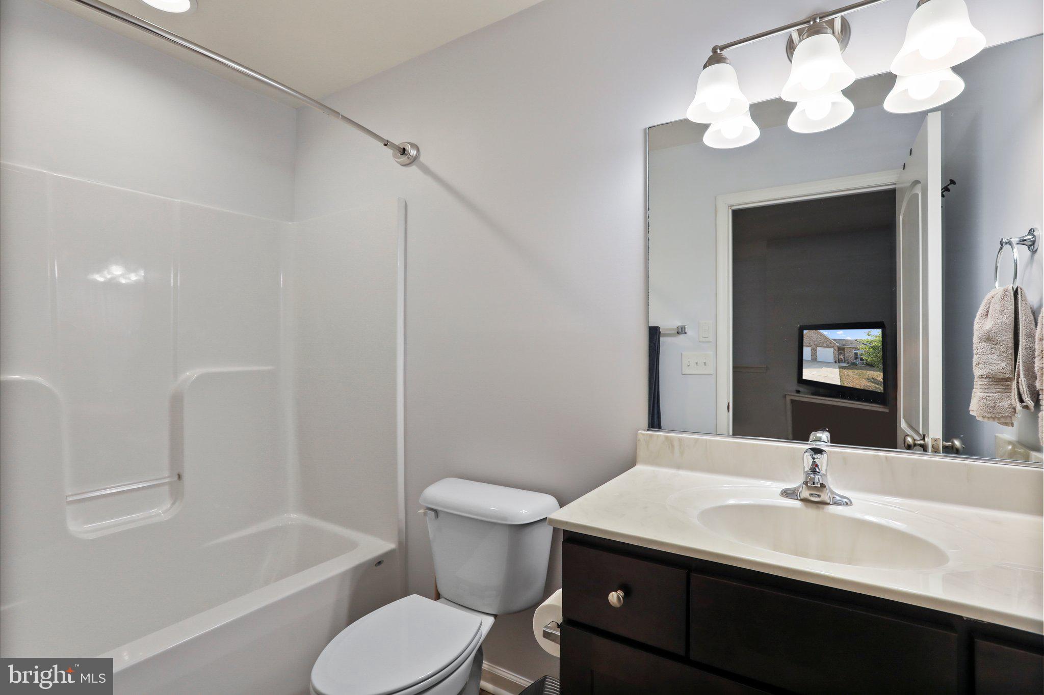 LOCUST HILL - Residential