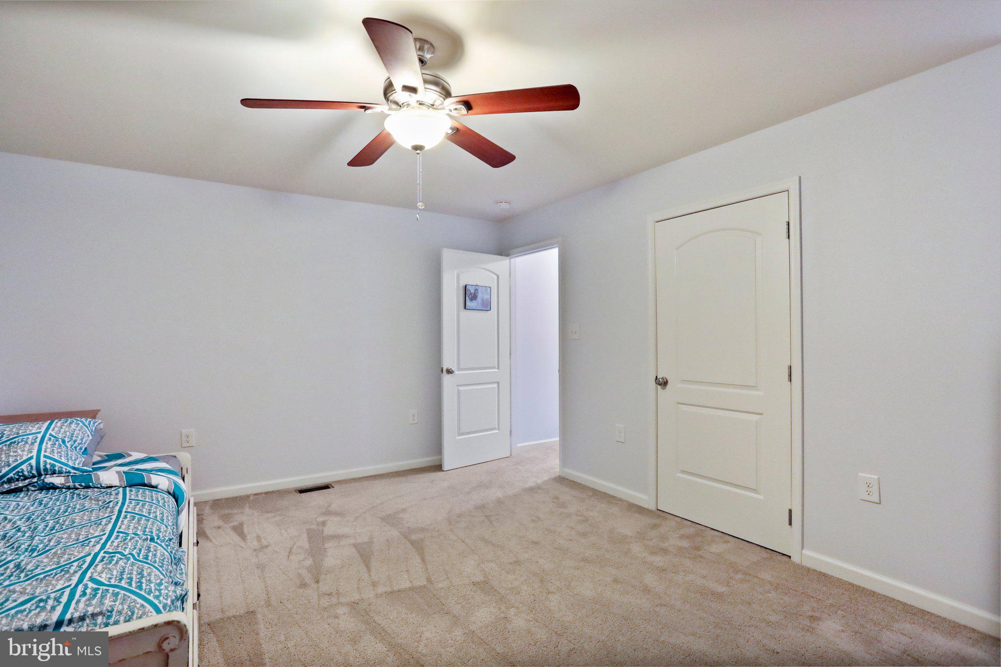 LOCUST HILL - Residential