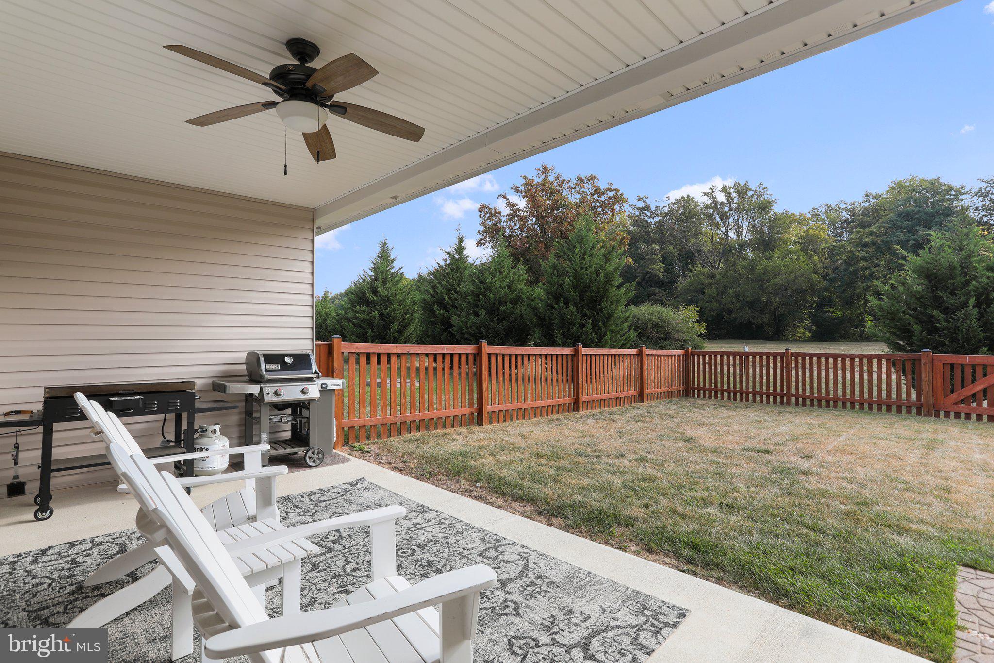 LOCUST HILL - Residential