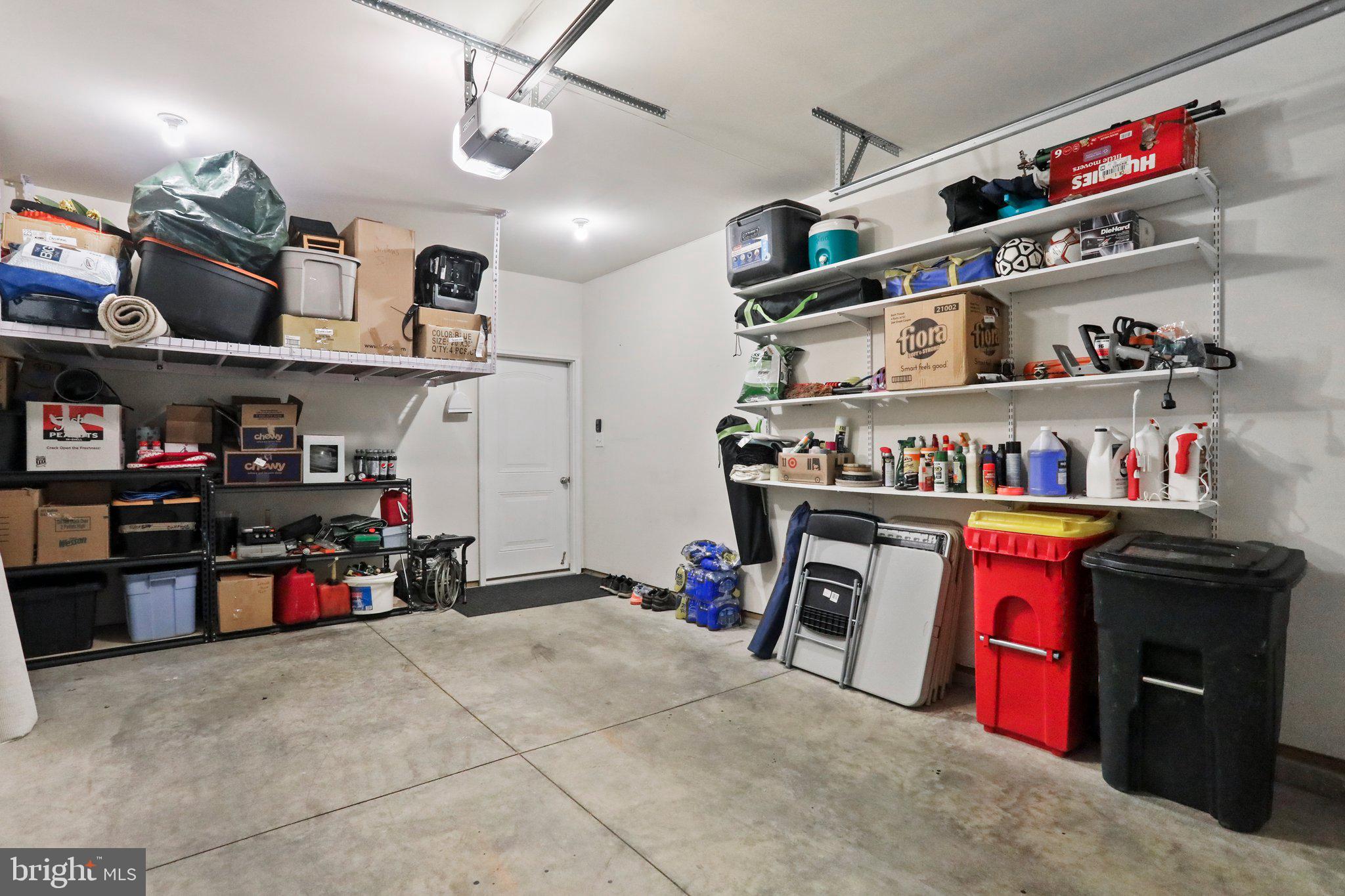 LOCUST HILL - Residential