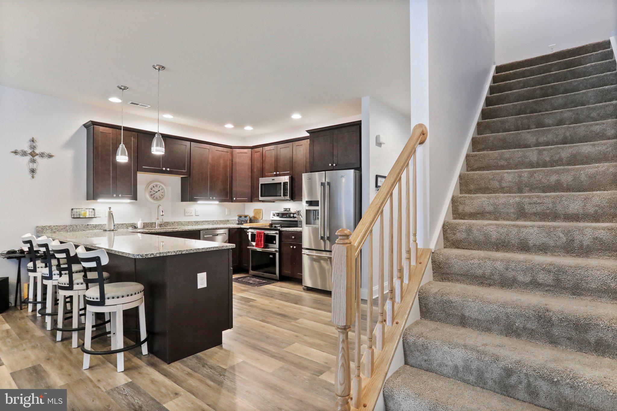 LOCUST HILL - Residential