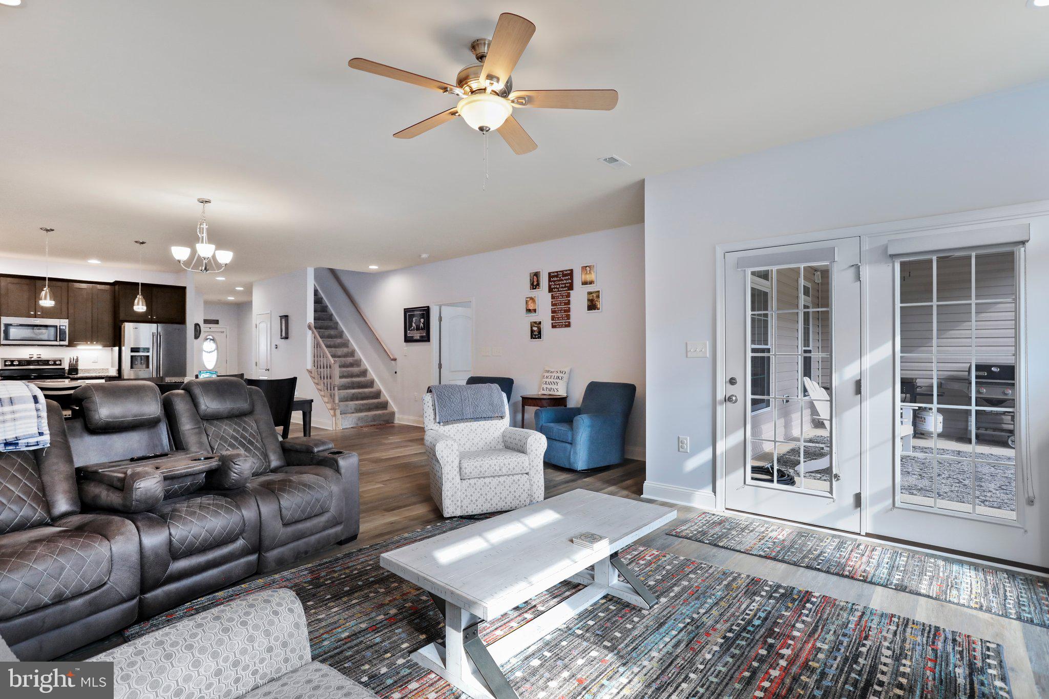 LOCUST HILL - Residential