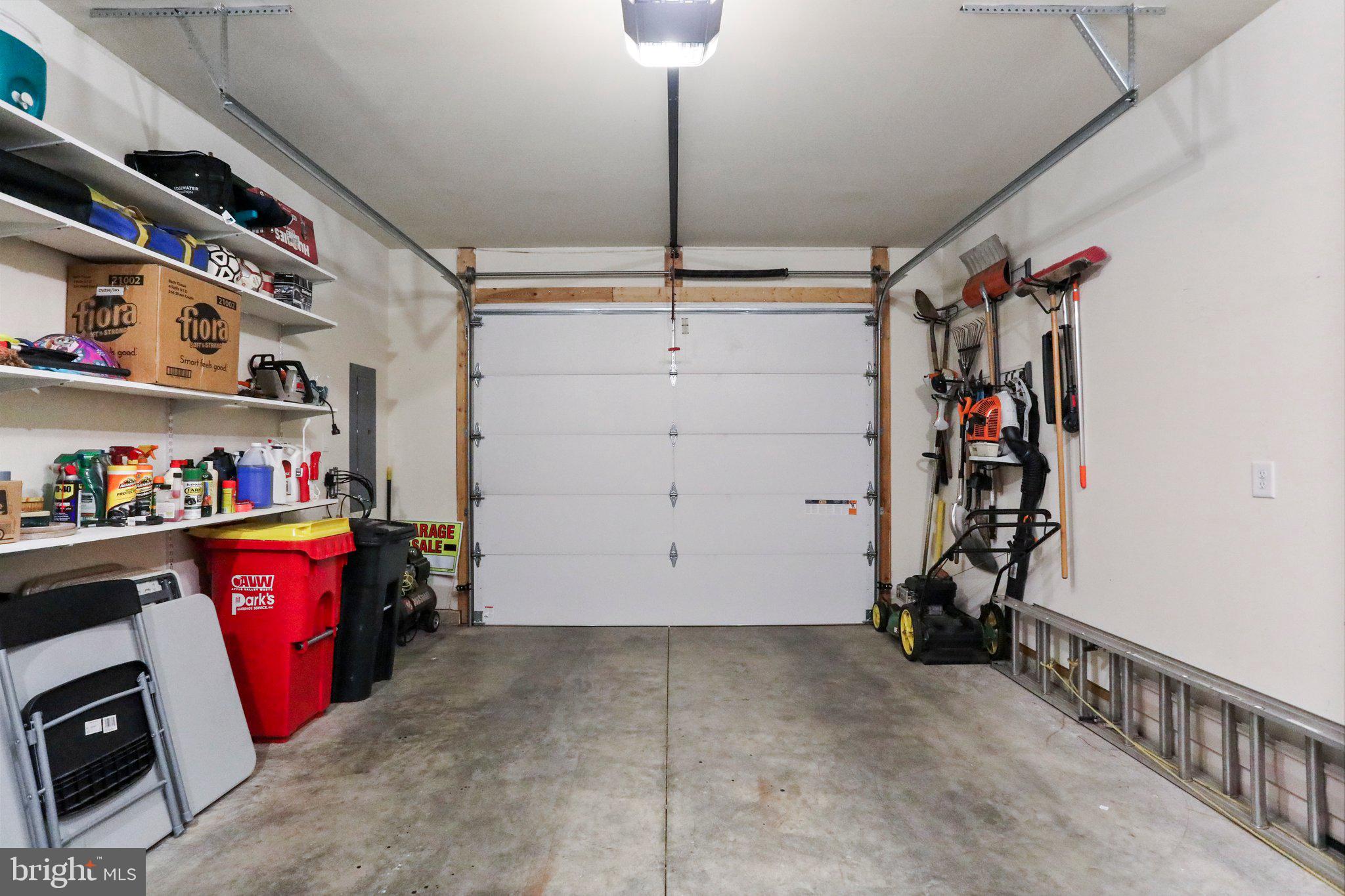 LOCUST HILL - Residential