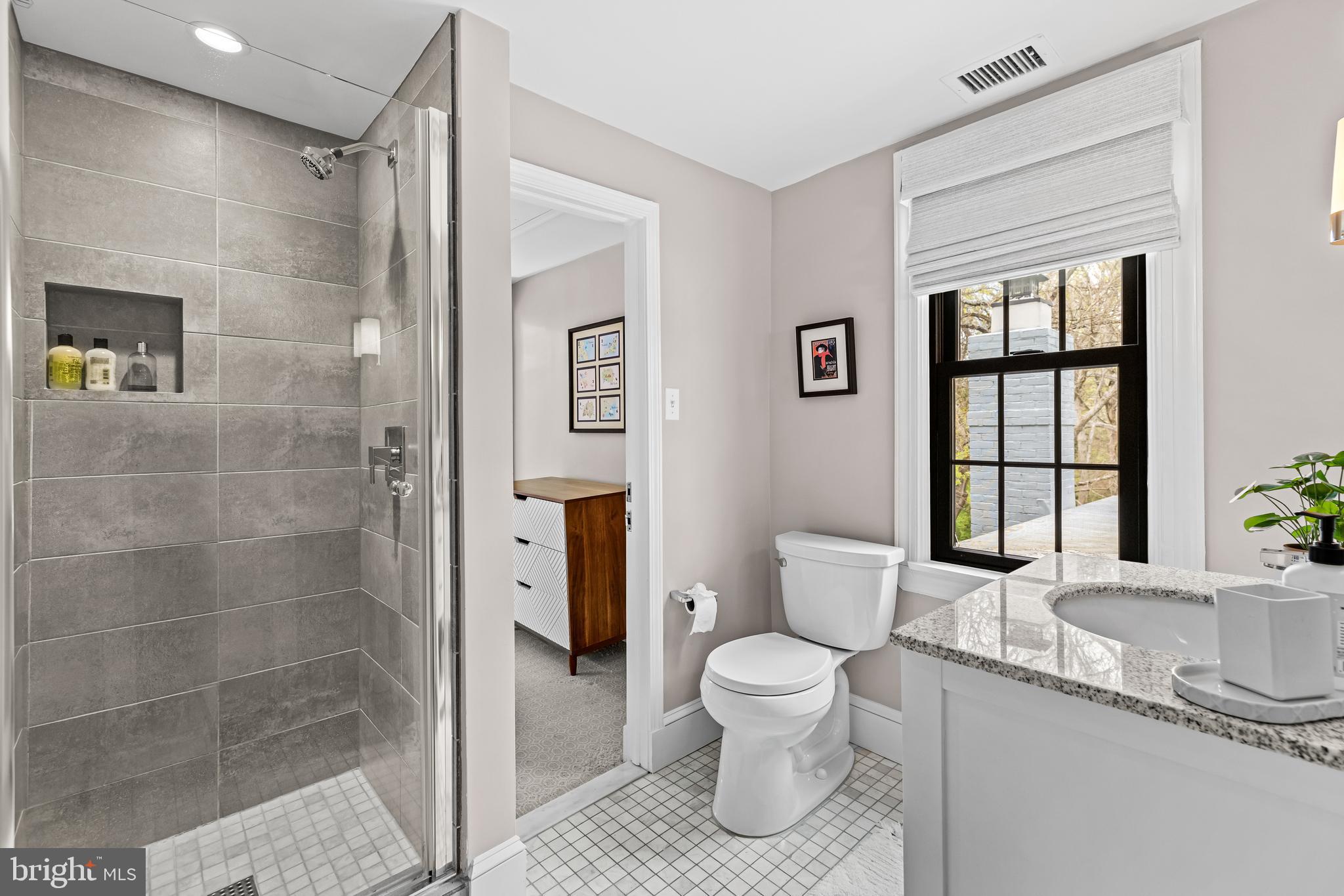 RUXTON - Residential