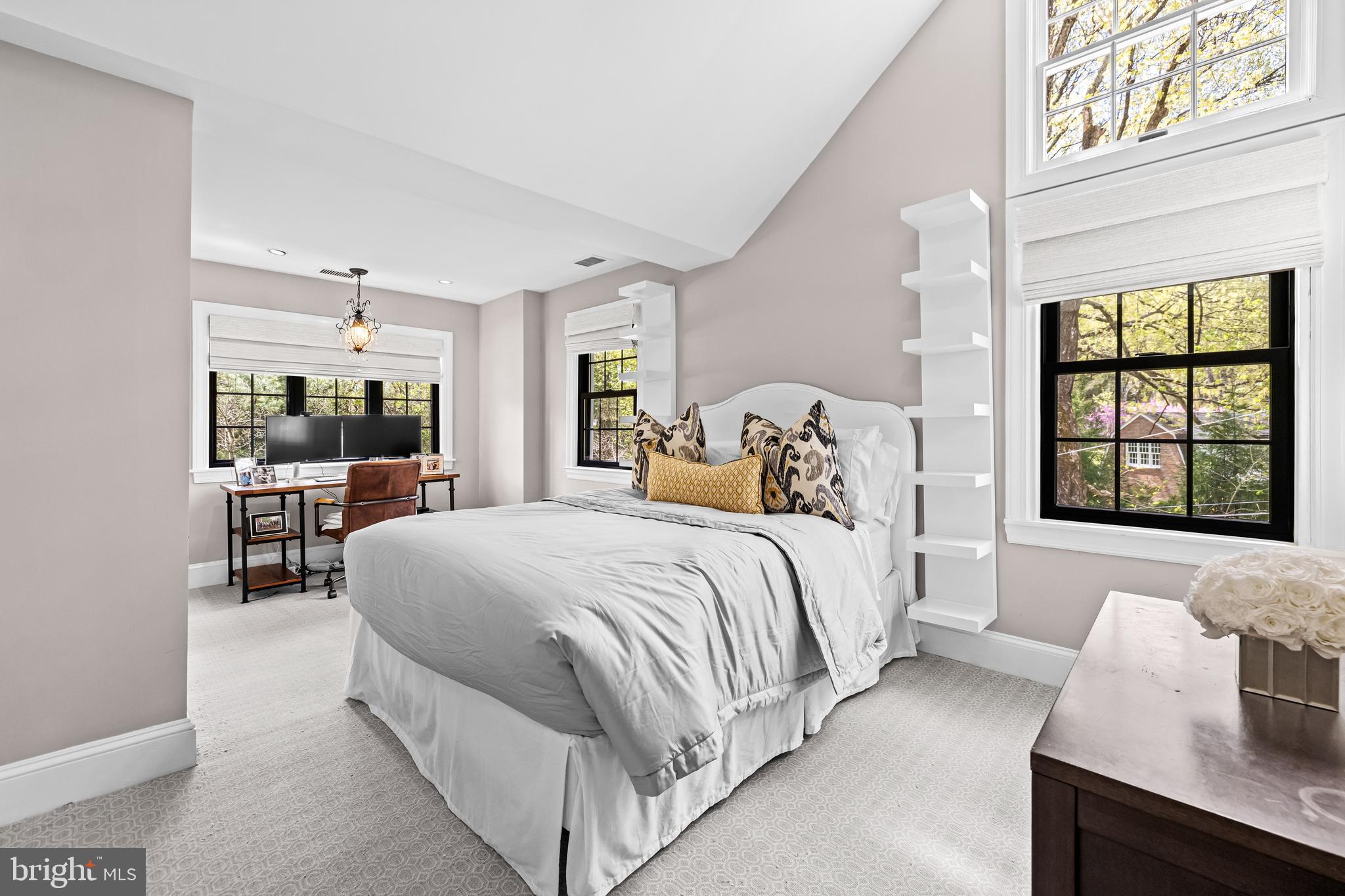 RUXTON - Residential