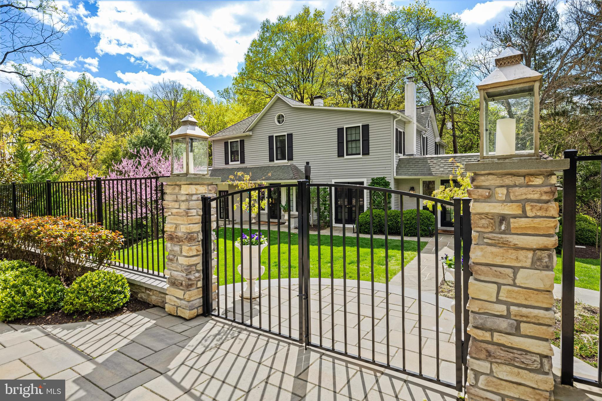 RUXTON - Residential