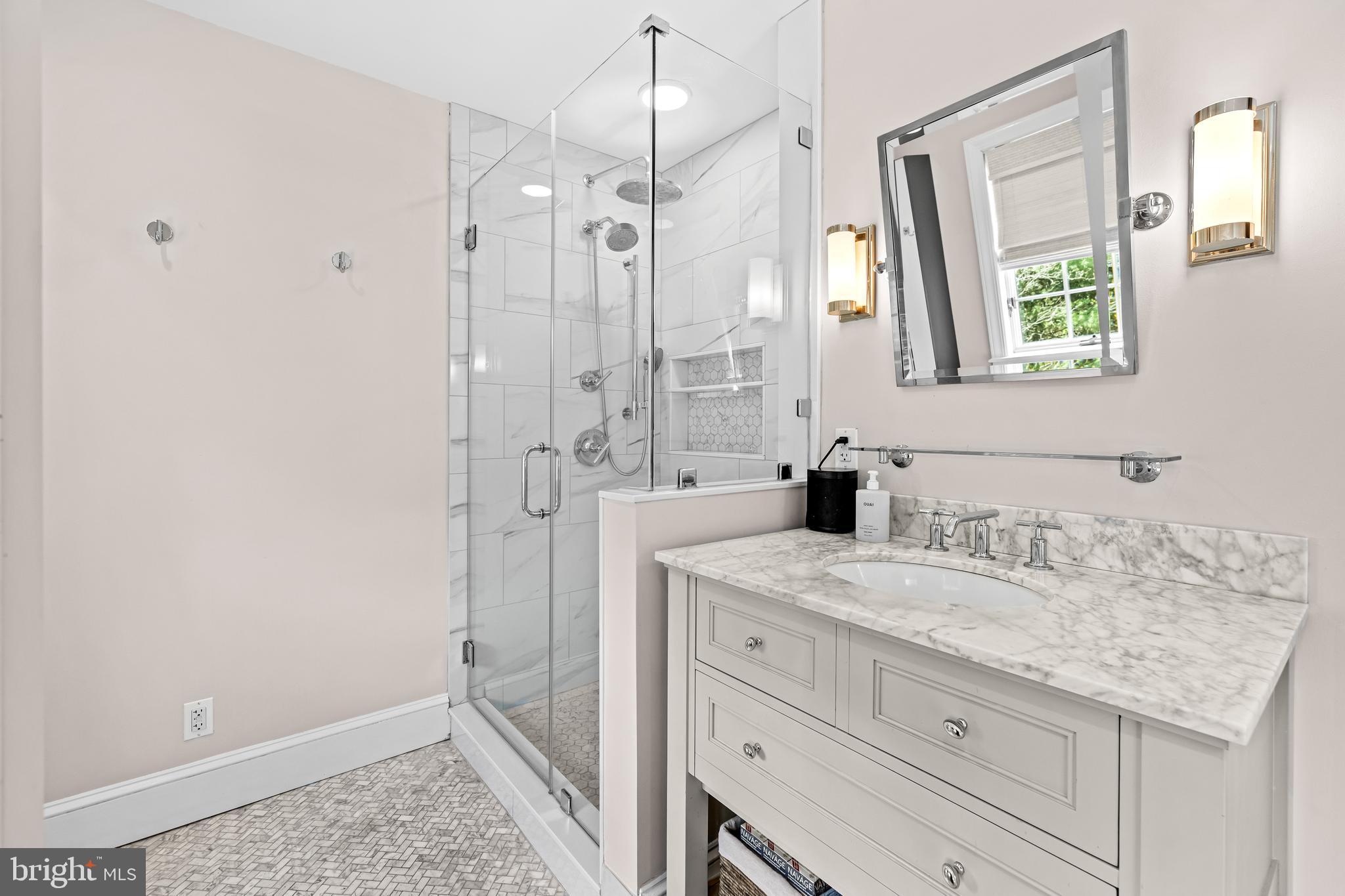 RUXTON - Residential