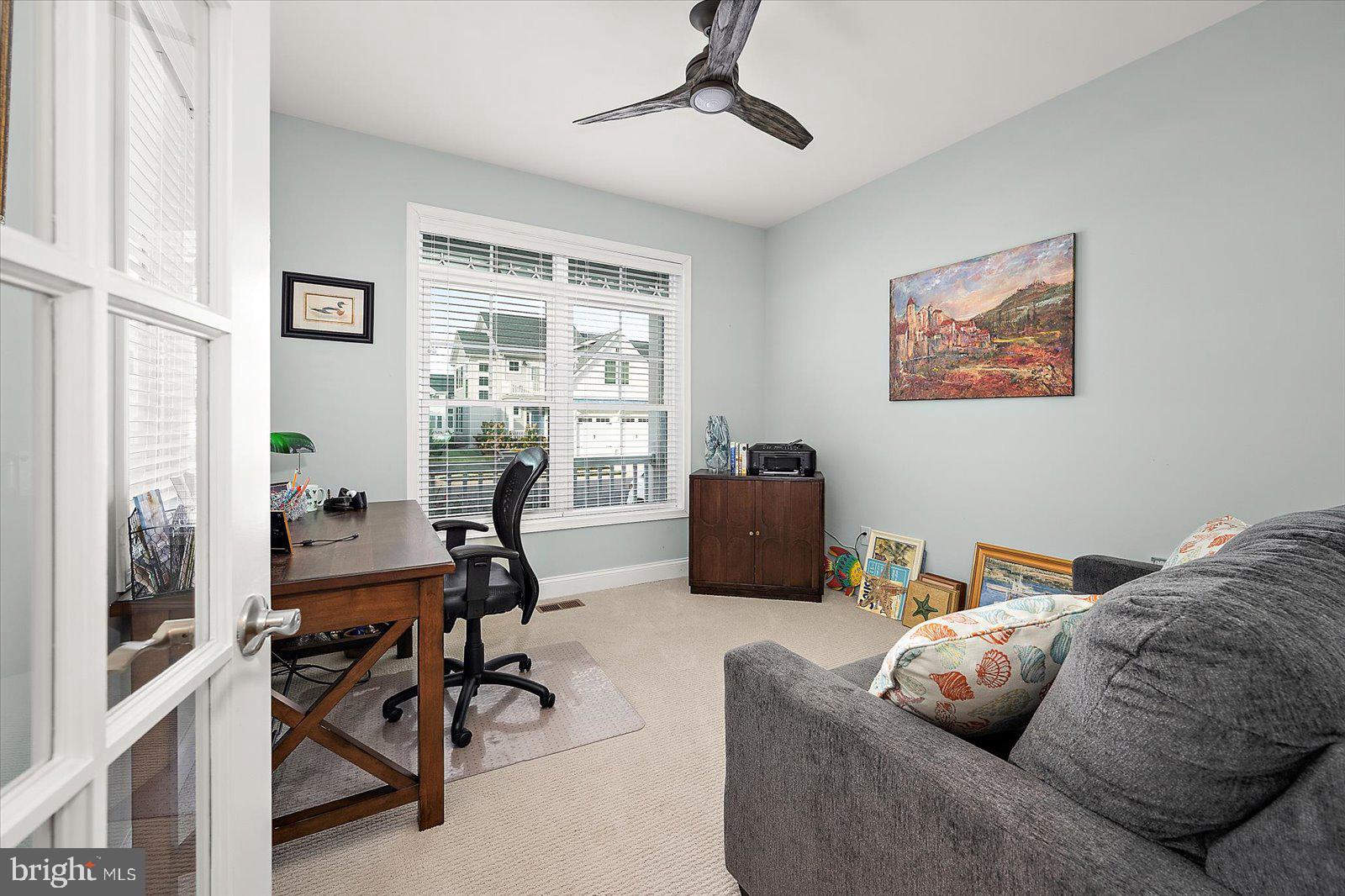 GOVERNORS - Residential