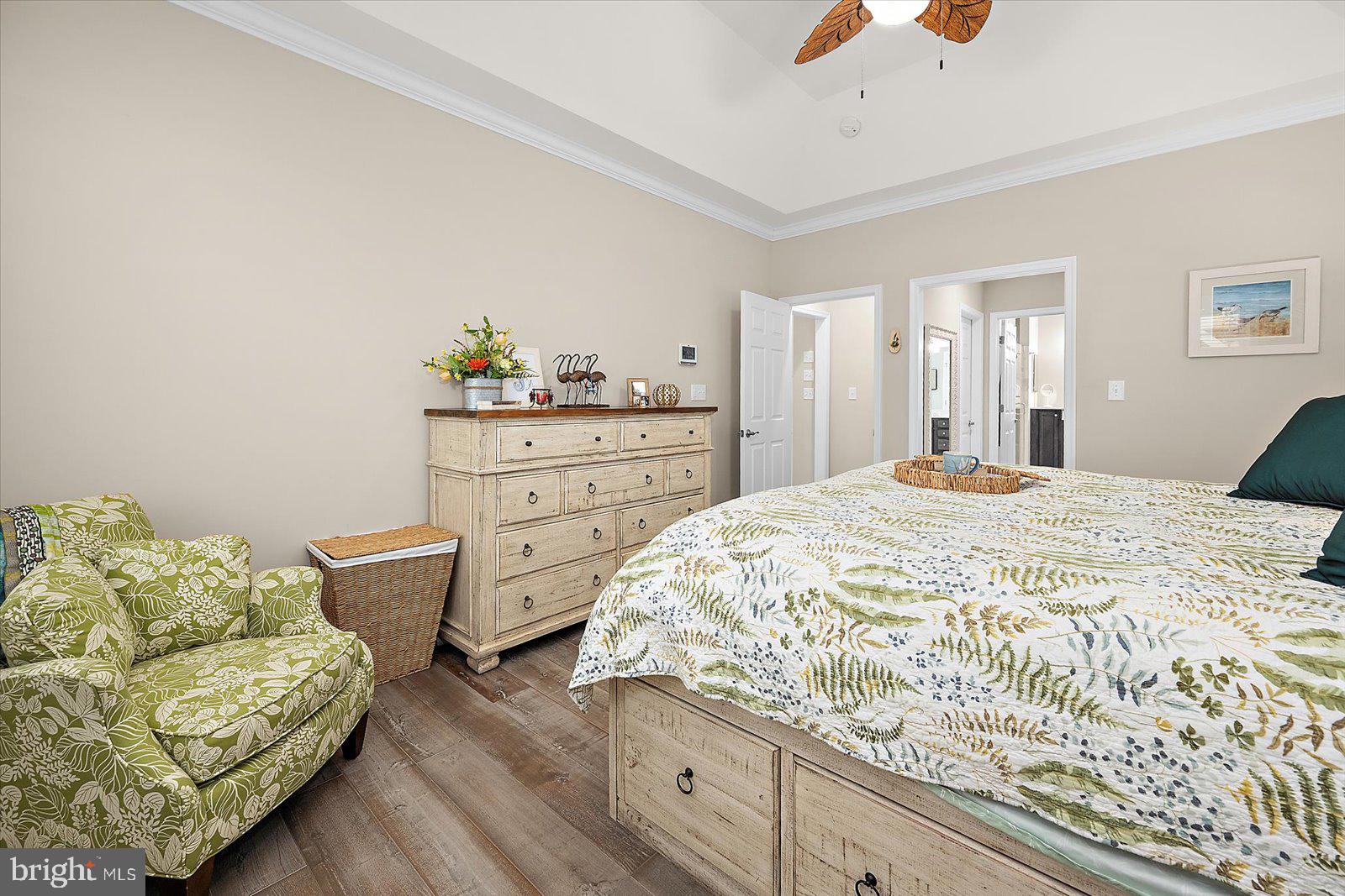 GOVERNORS - Residential