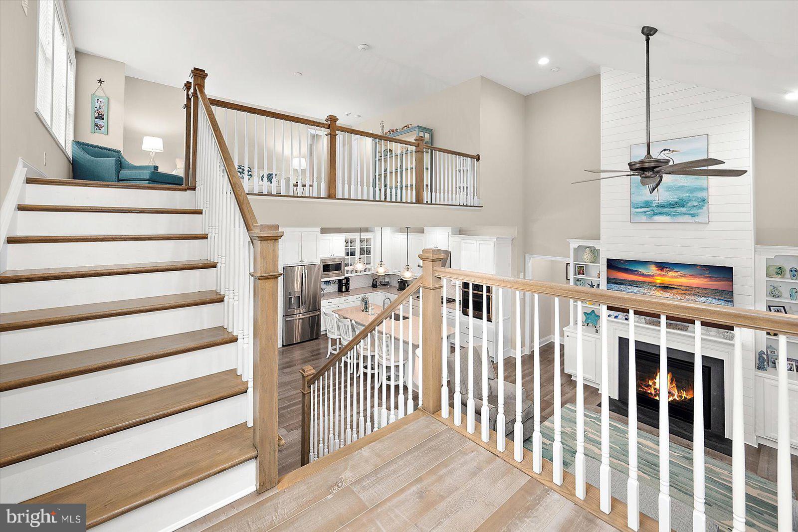 GOVERNORS - Residential