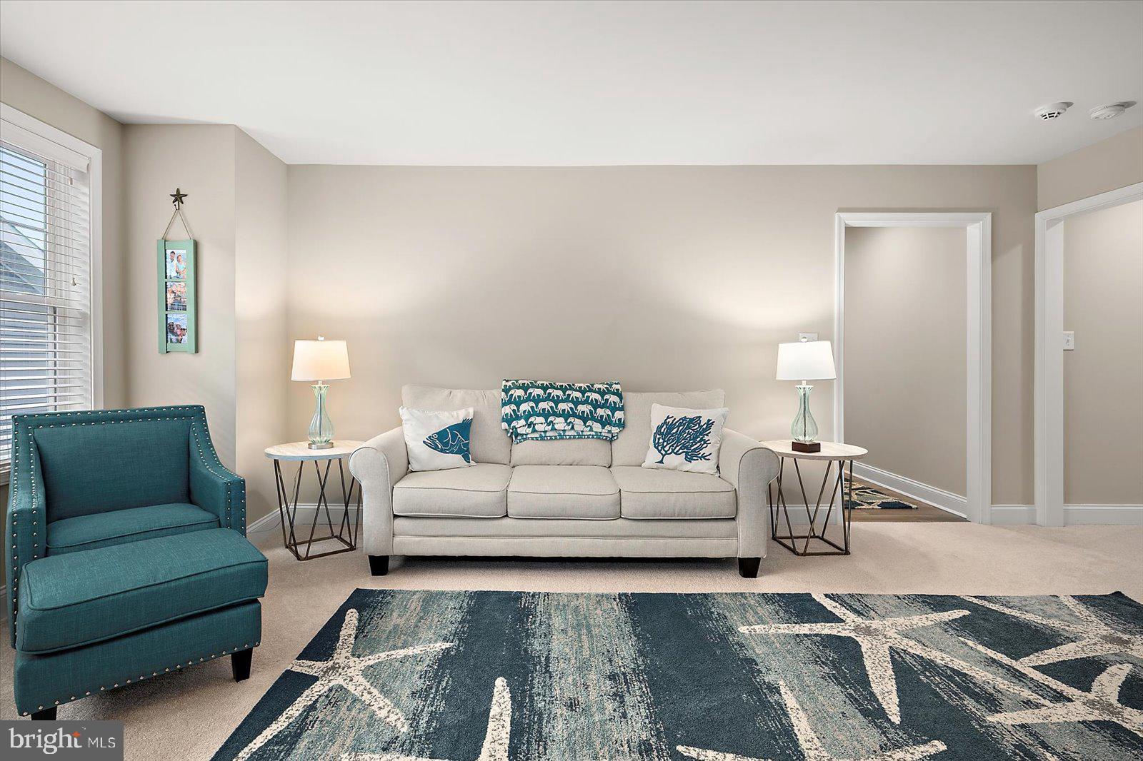 GOVERNORS - Residential