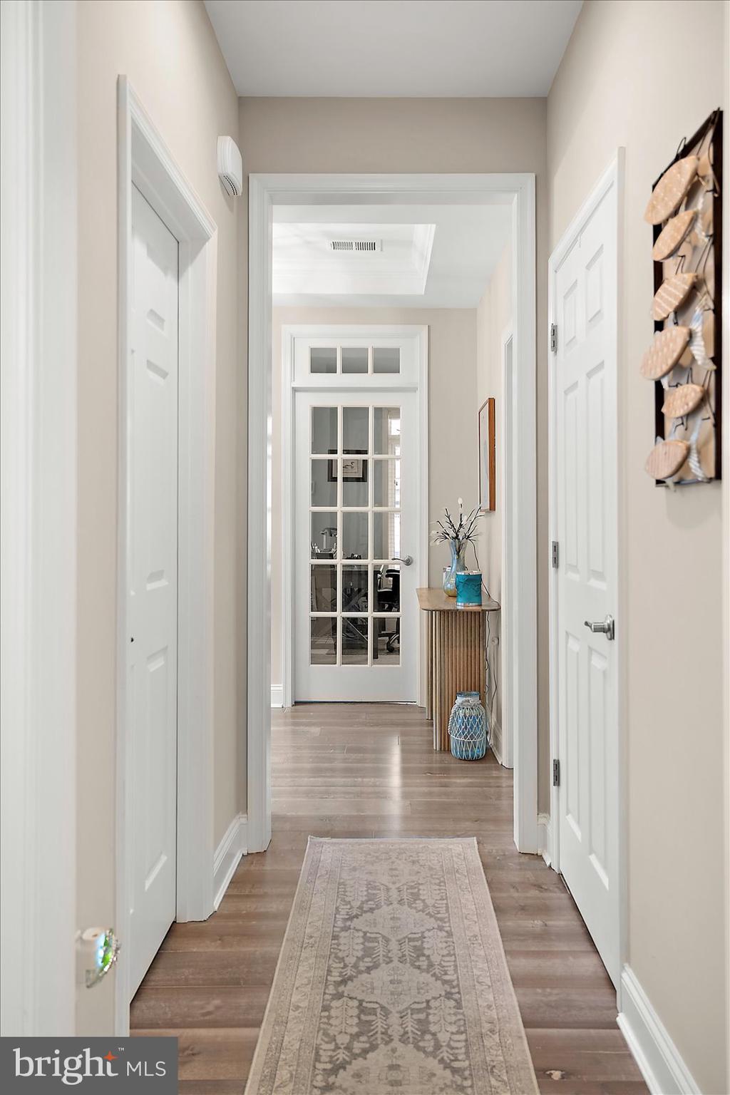 GOVERNORS - Residential