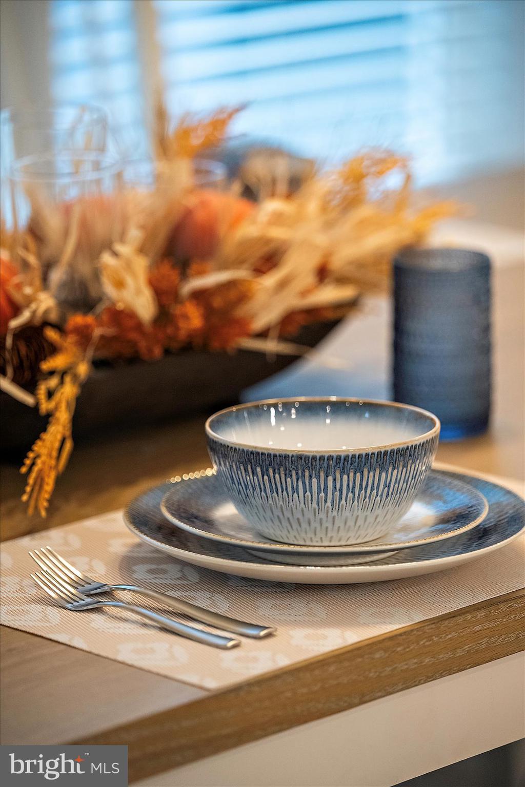 GOVERNORS - Residential