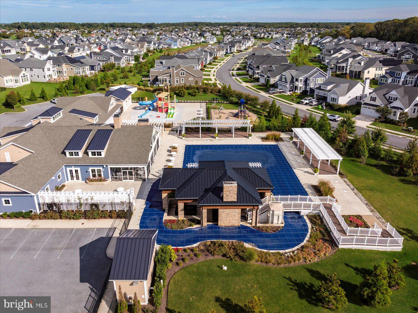 GOVERNORS - Residential