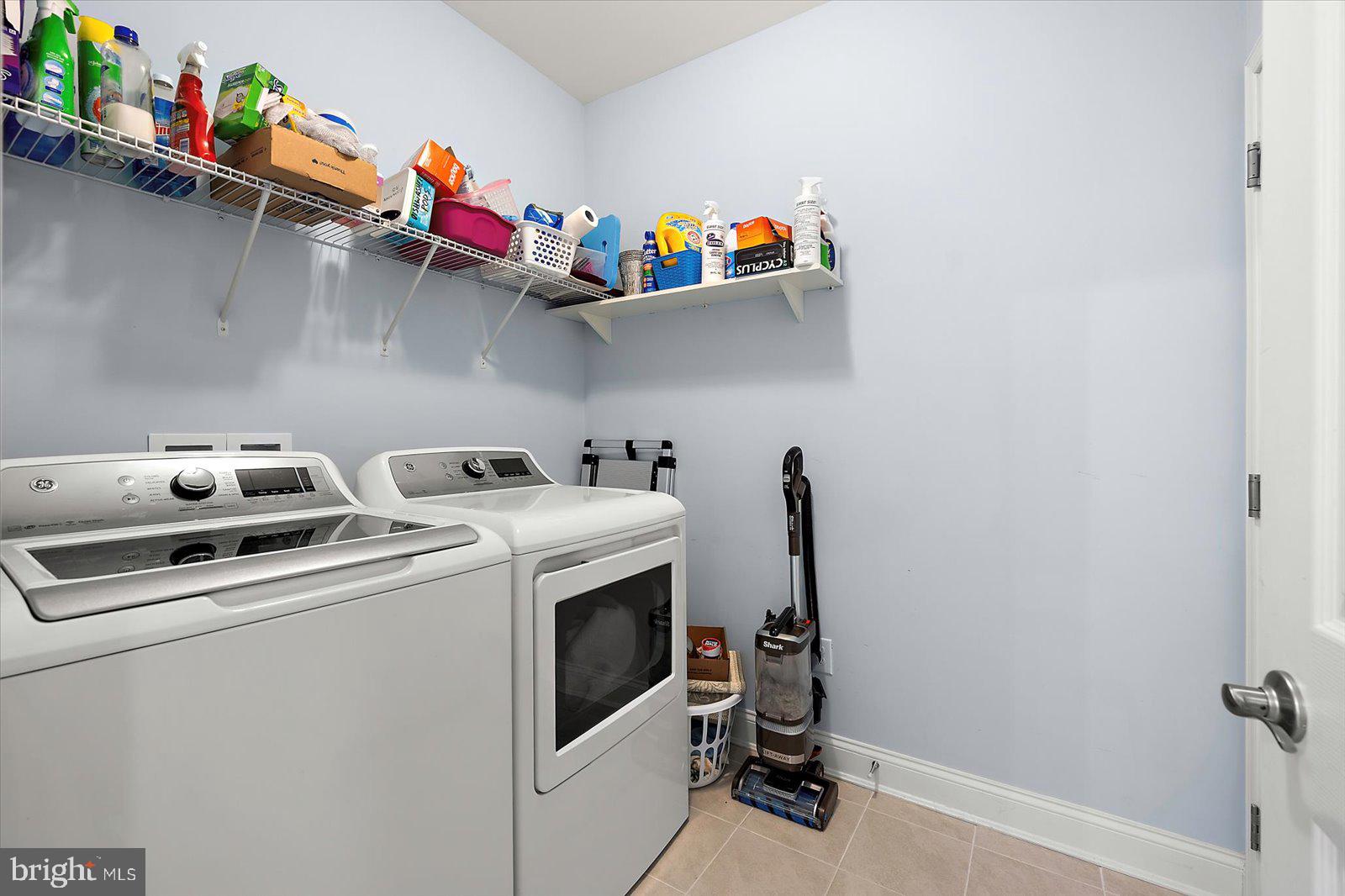 GOVERNORS - Residential