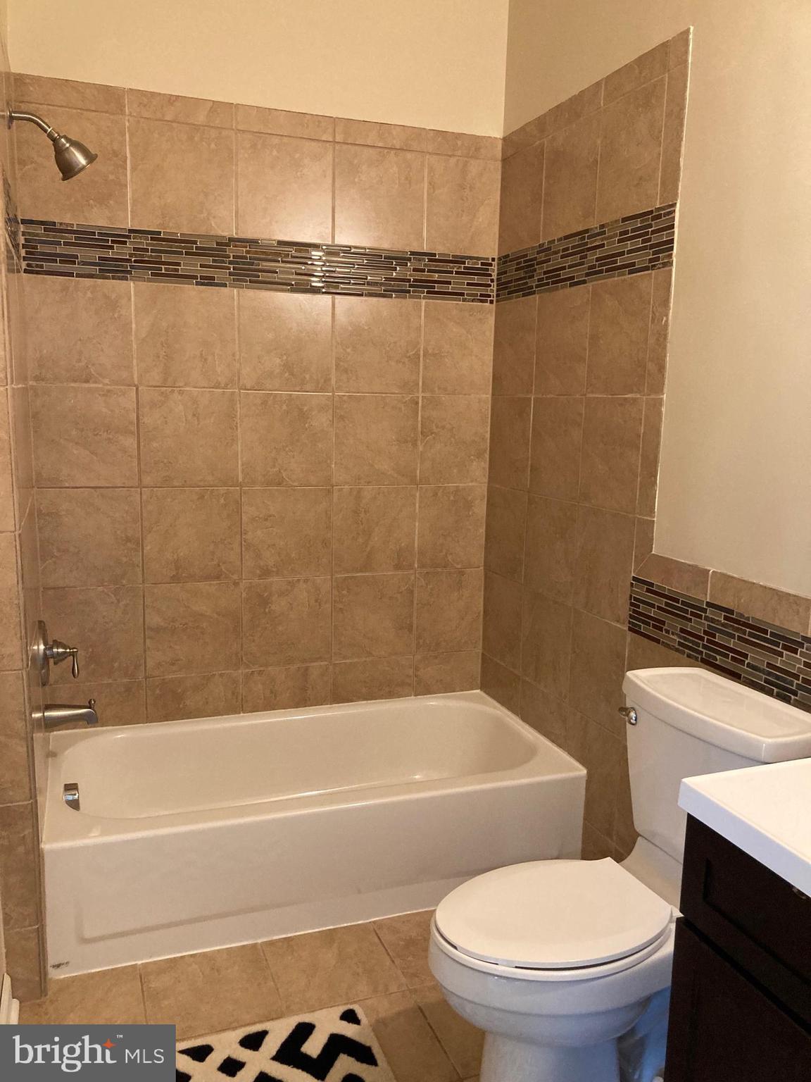 RESERVE AT SOUTH RIDING - Residential Lease