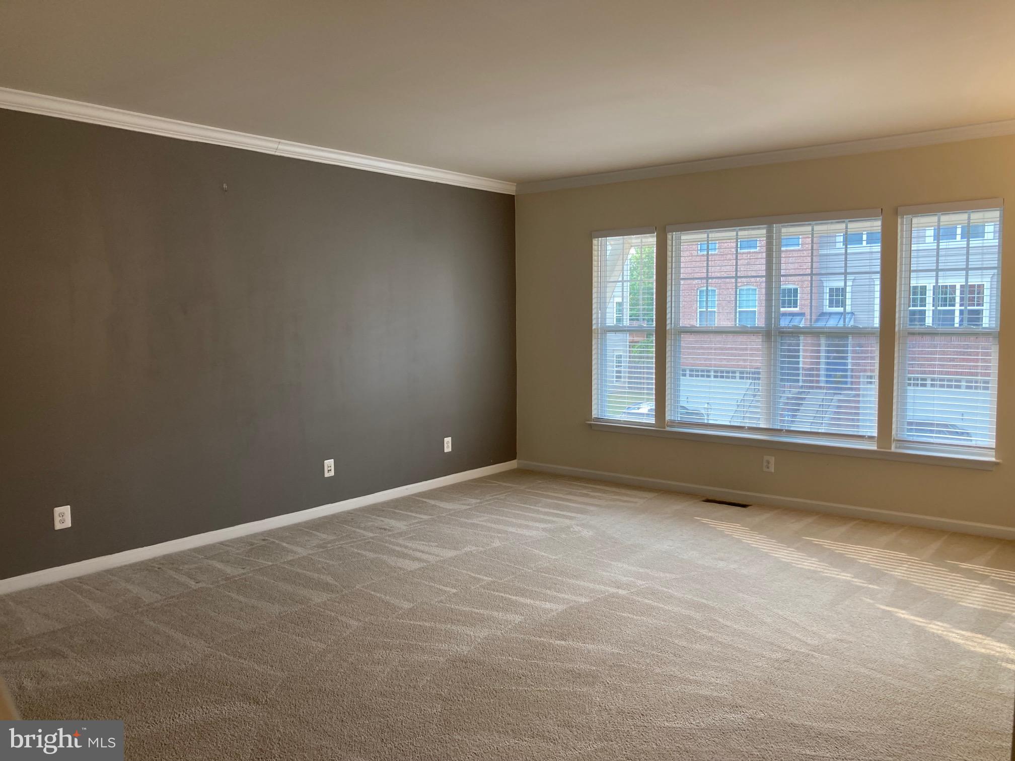 RESERVE AT SOUTH RIDING - Residential Lease