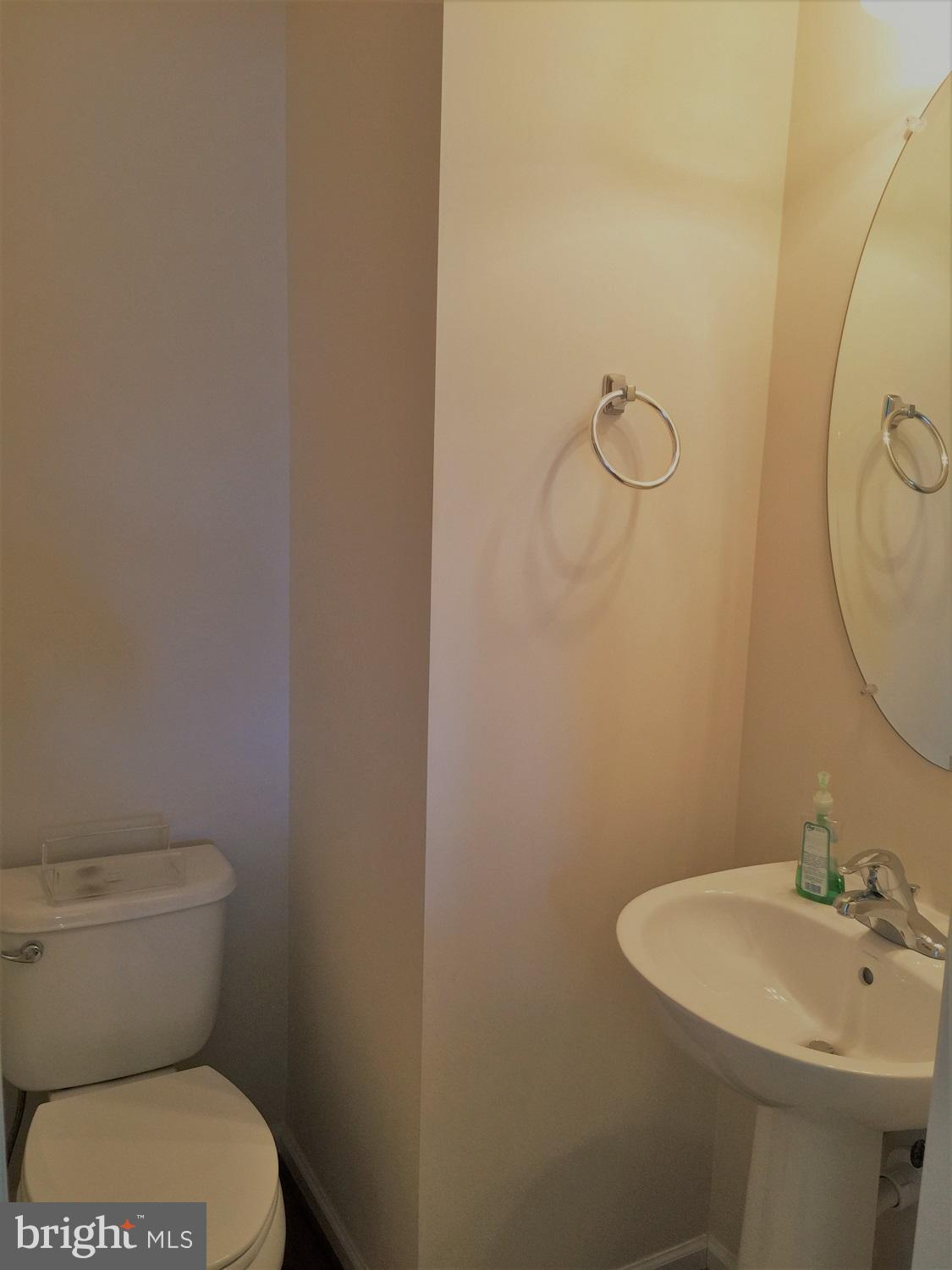 RESERVE AT SOUTH RIDING - Residential Lease