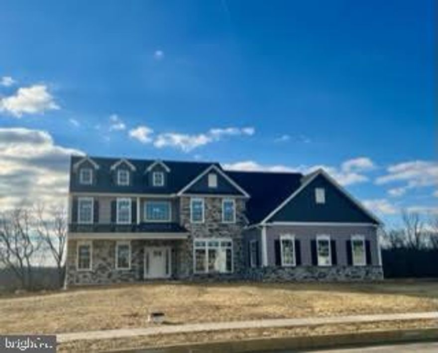 Brand New GRANDE home currently under construction!
Home features 5 beds, 4.5 baths, and gorgeous upgrades!
Buyer still able to make interior selections-Don't Delay!