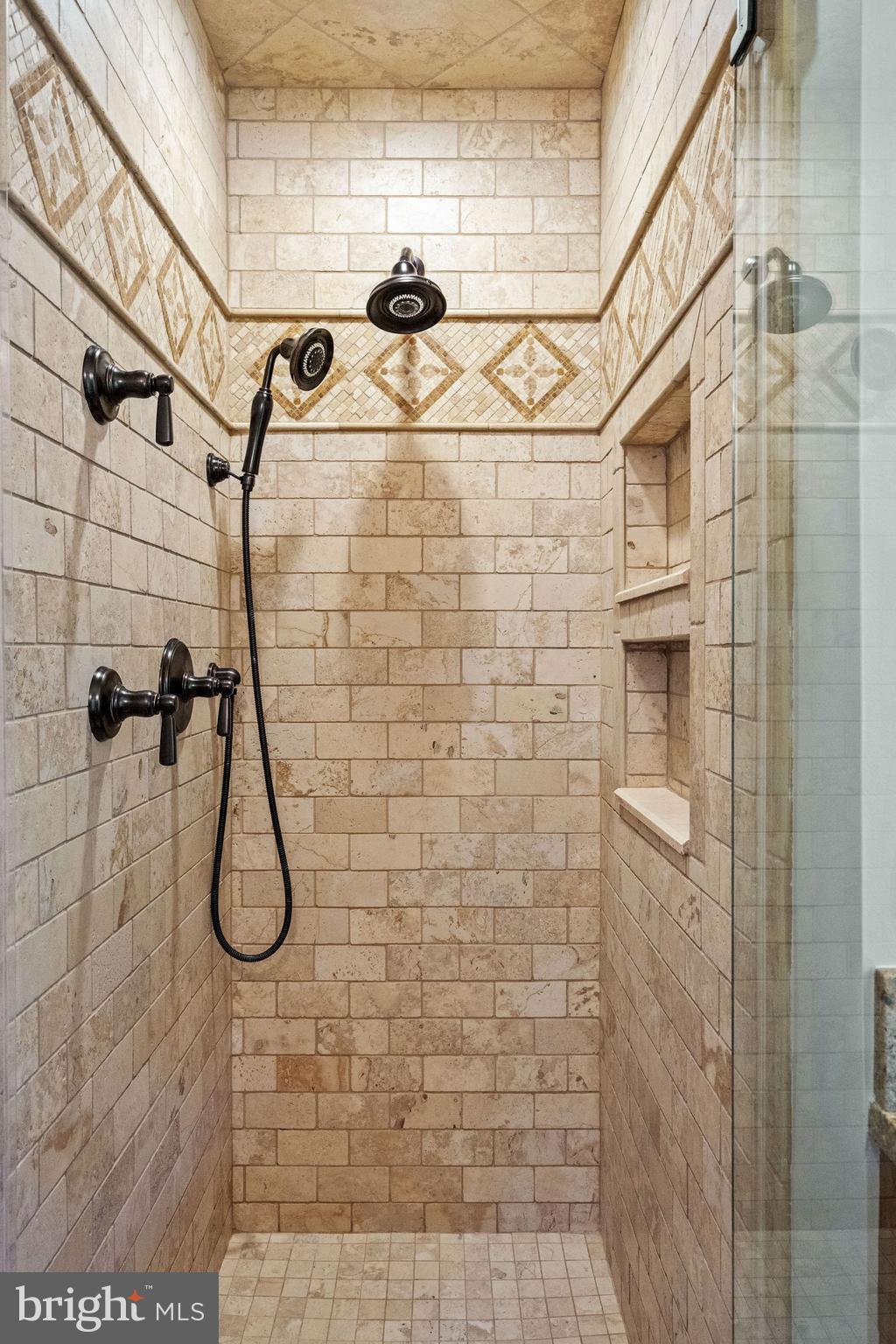 POTOMAC ESTATES - Residential