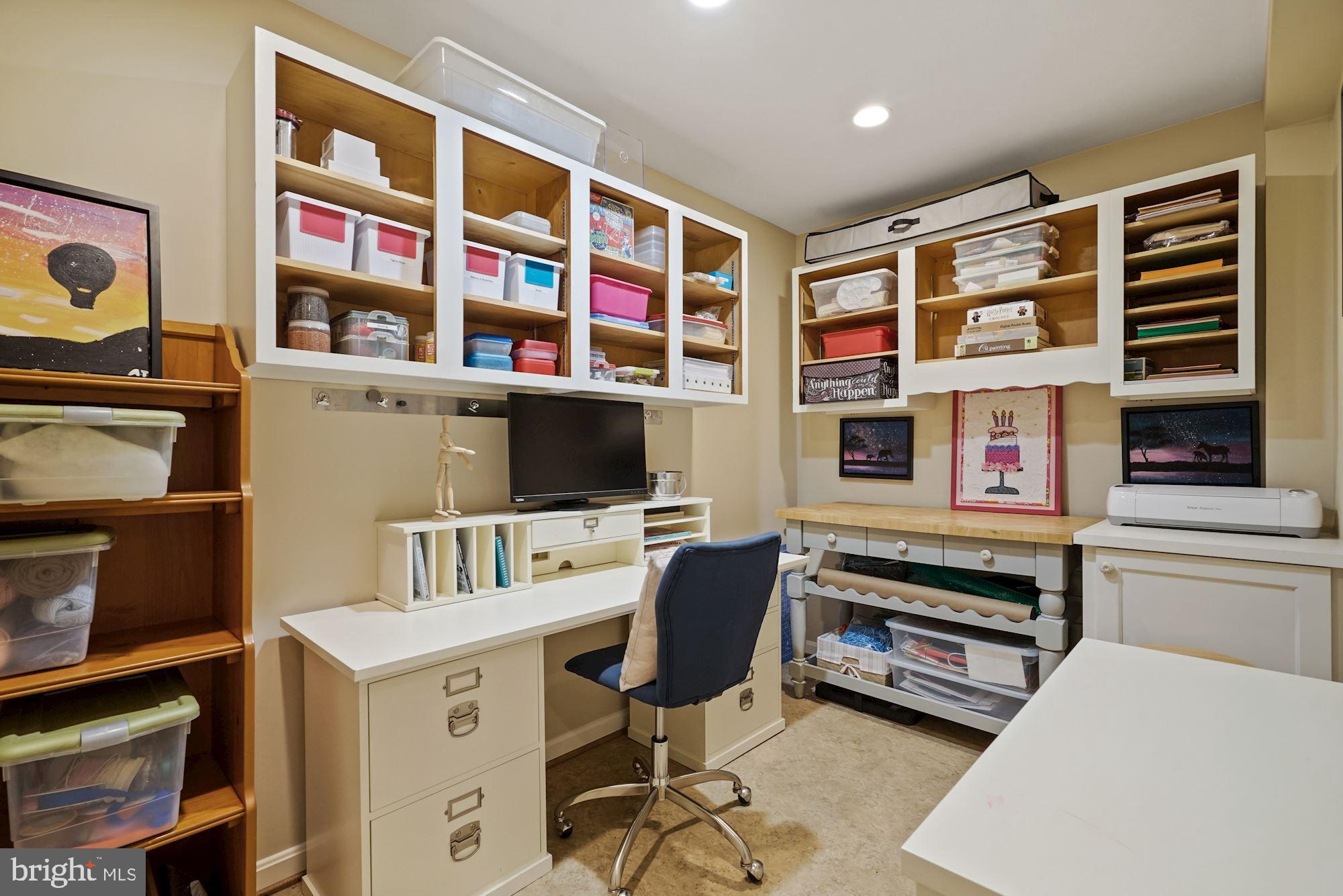 POTOMAC ESTATES - Residential