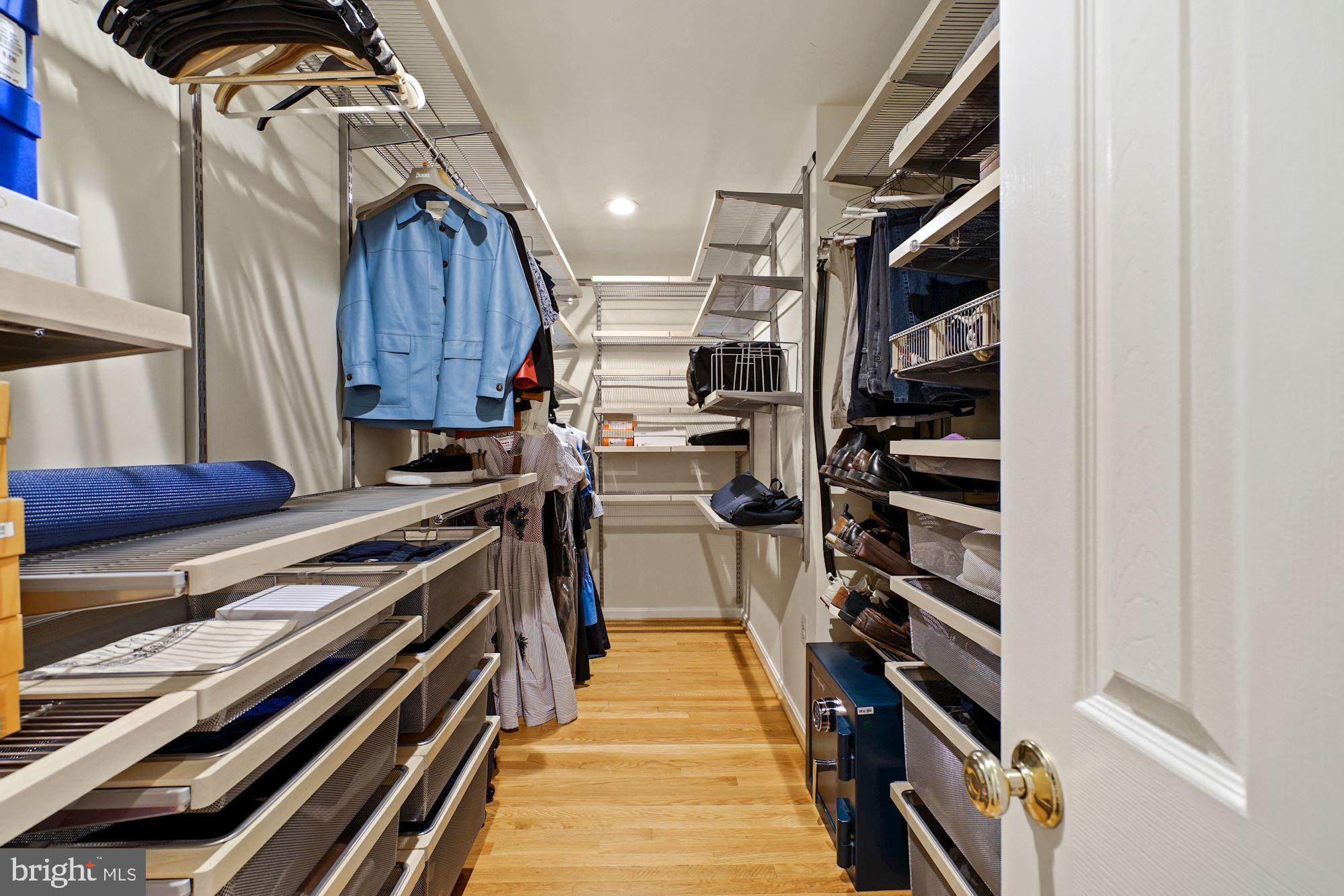 POTOMAC ESTATES - Residential